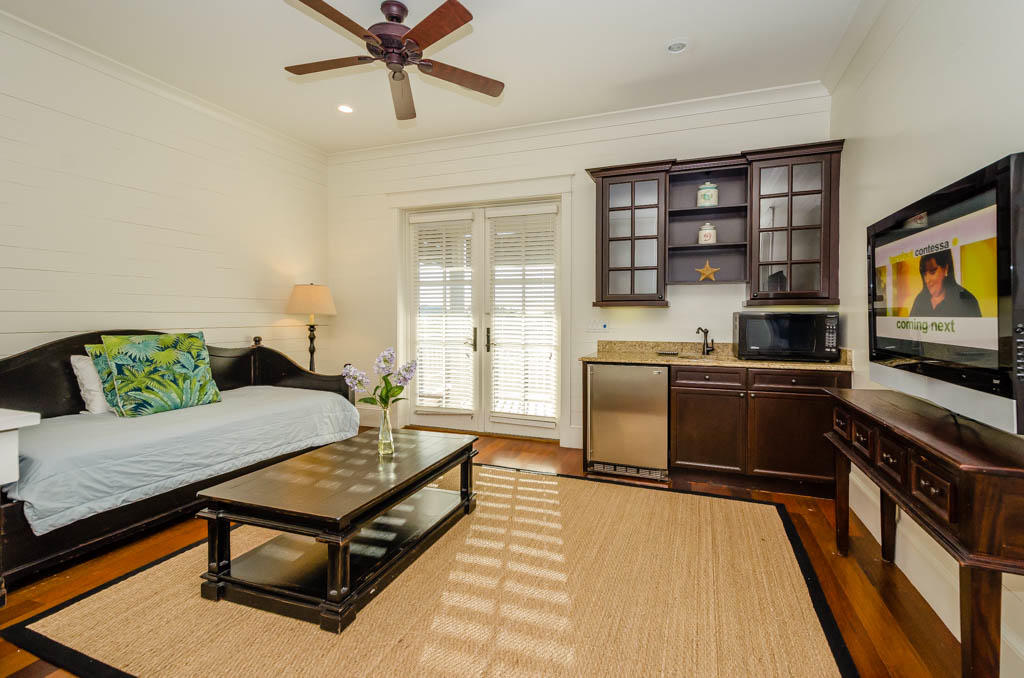 GRAYTON BEACH - Residential