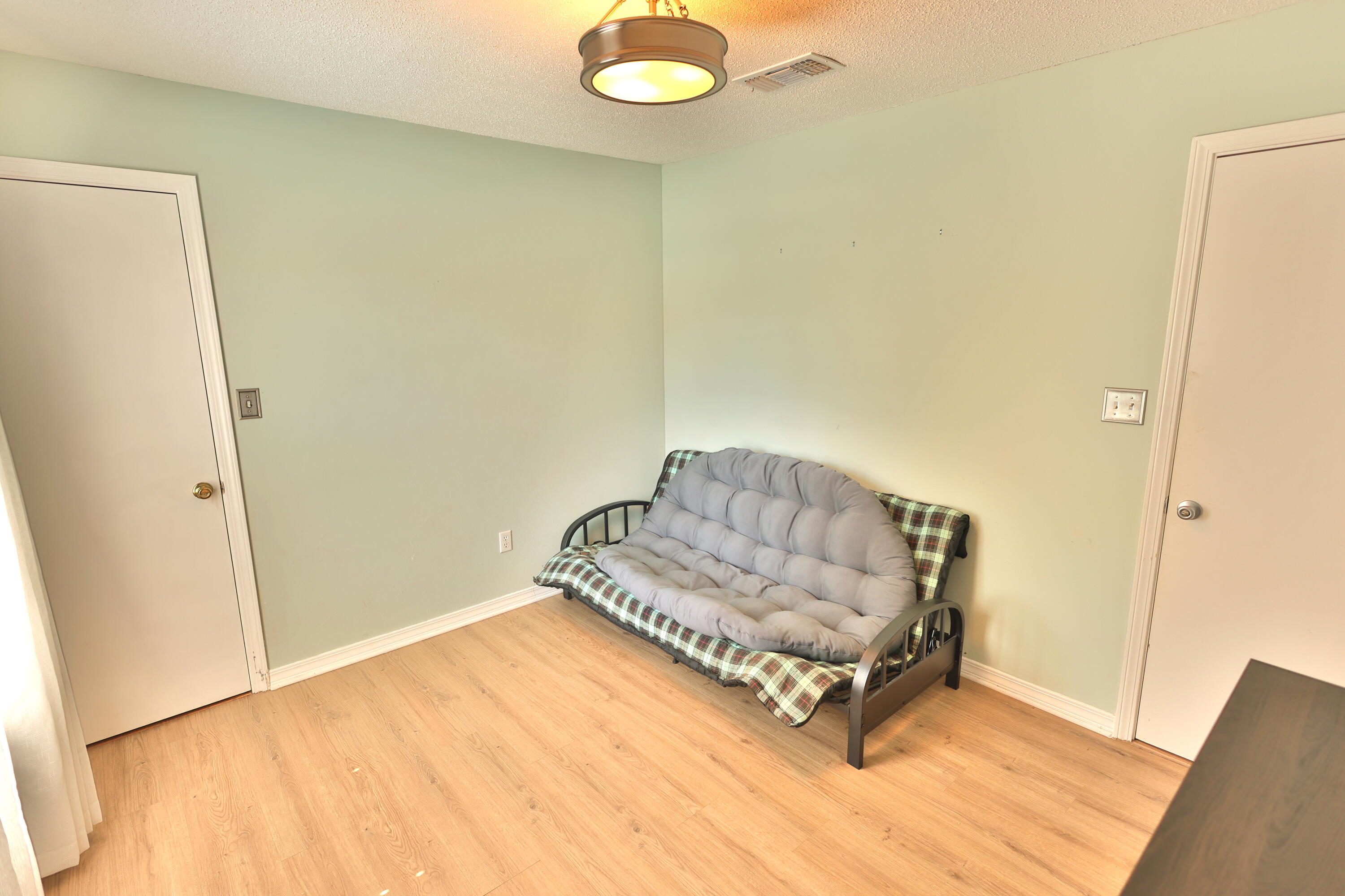 VICTORIA PARK - Residential