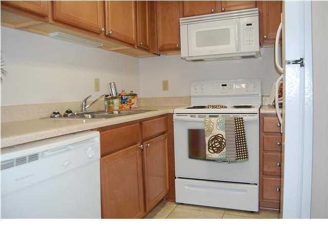 FINISTERRA CONDO - Residential Lease