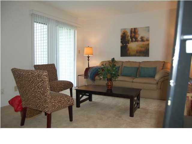 FINISTERRA CONDO - Residential Lease