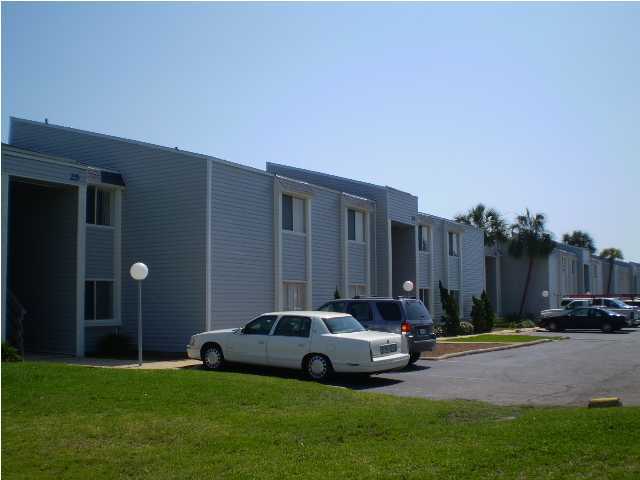 FINISTERRA CONDO - Residential Lease