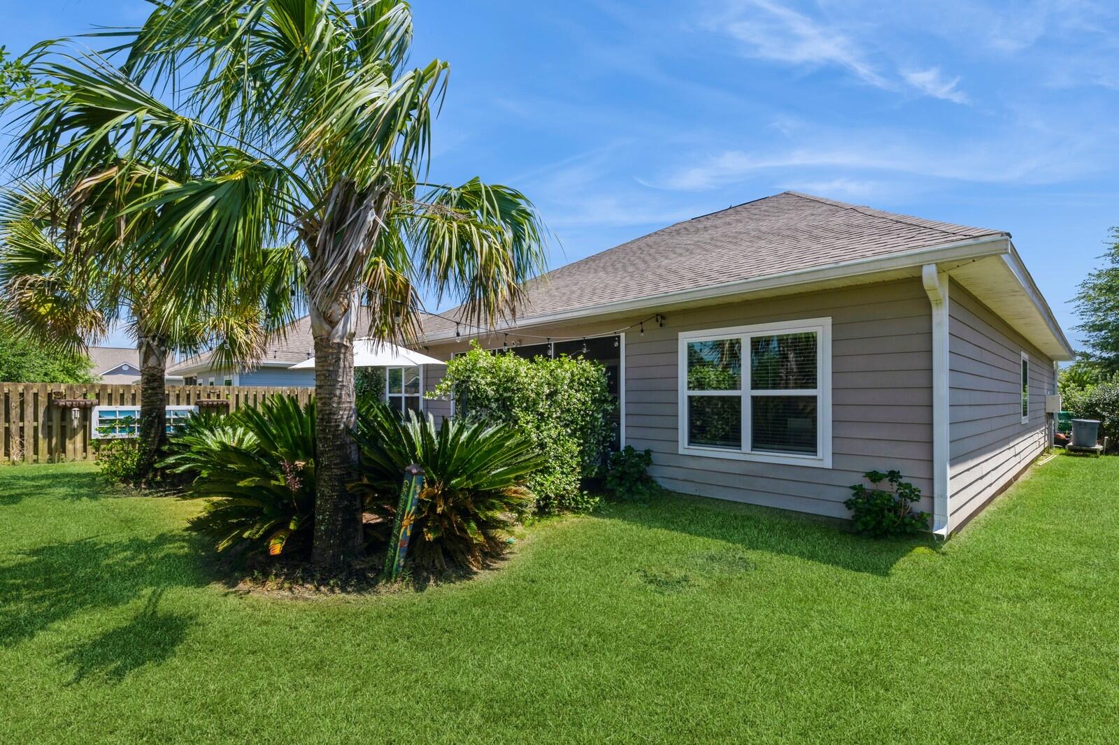 HAMMOCK BAY - Residential