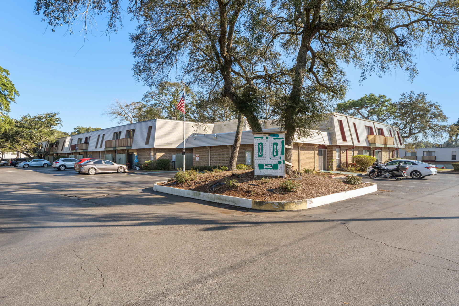 PIER ONE CONDO - Residential