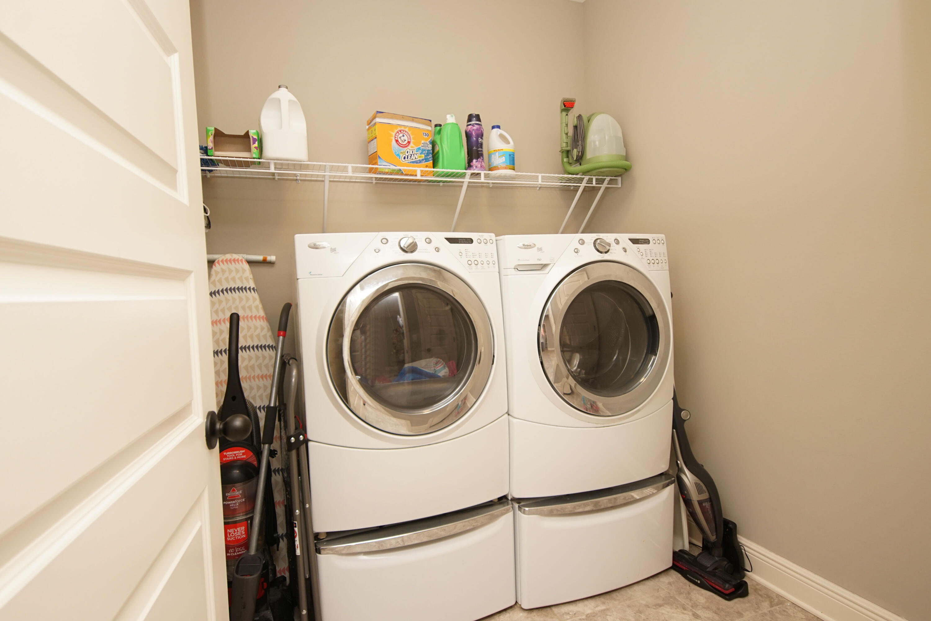 SCHOOLVIEW - Residential