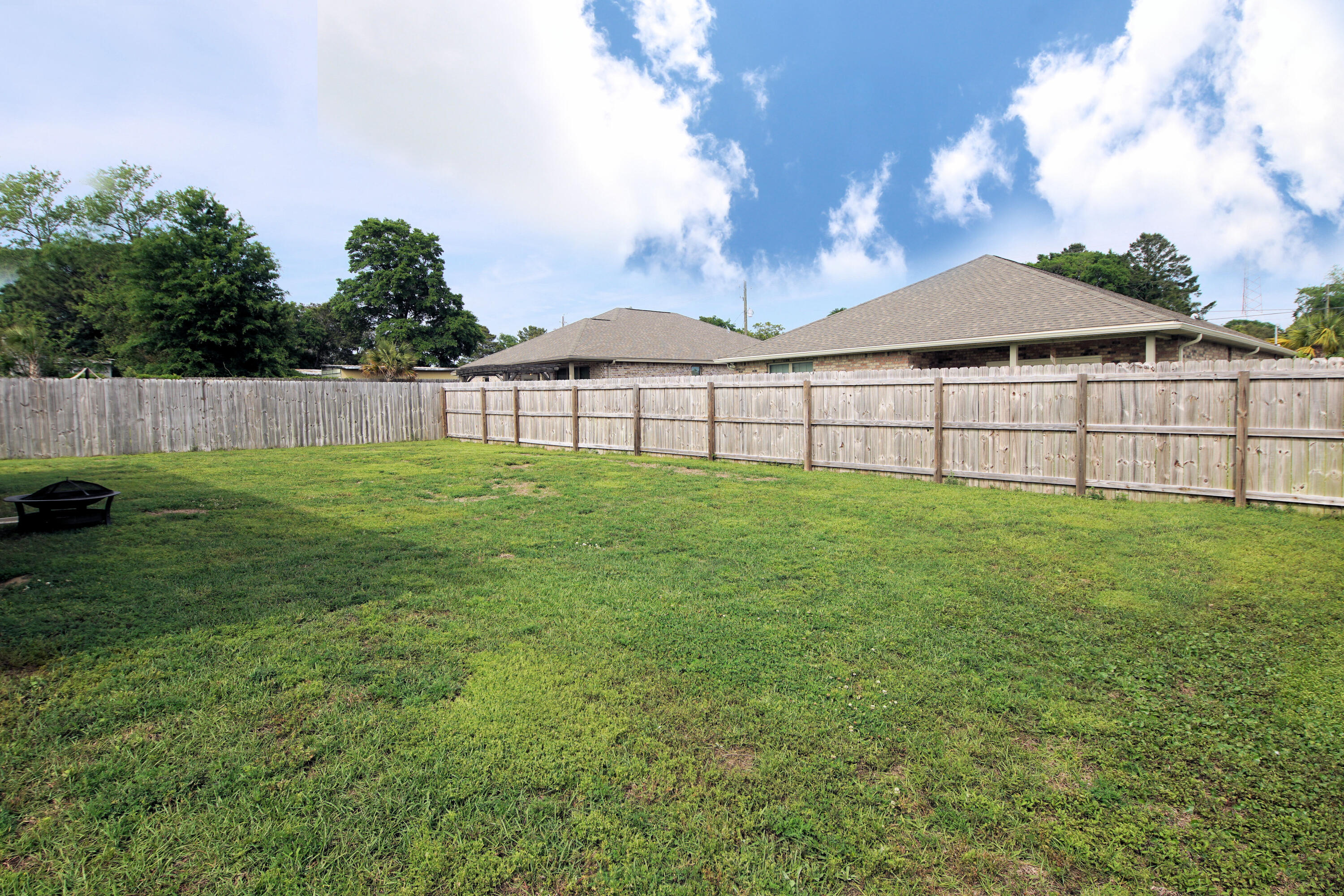 SCHOOLVIEW - Residential