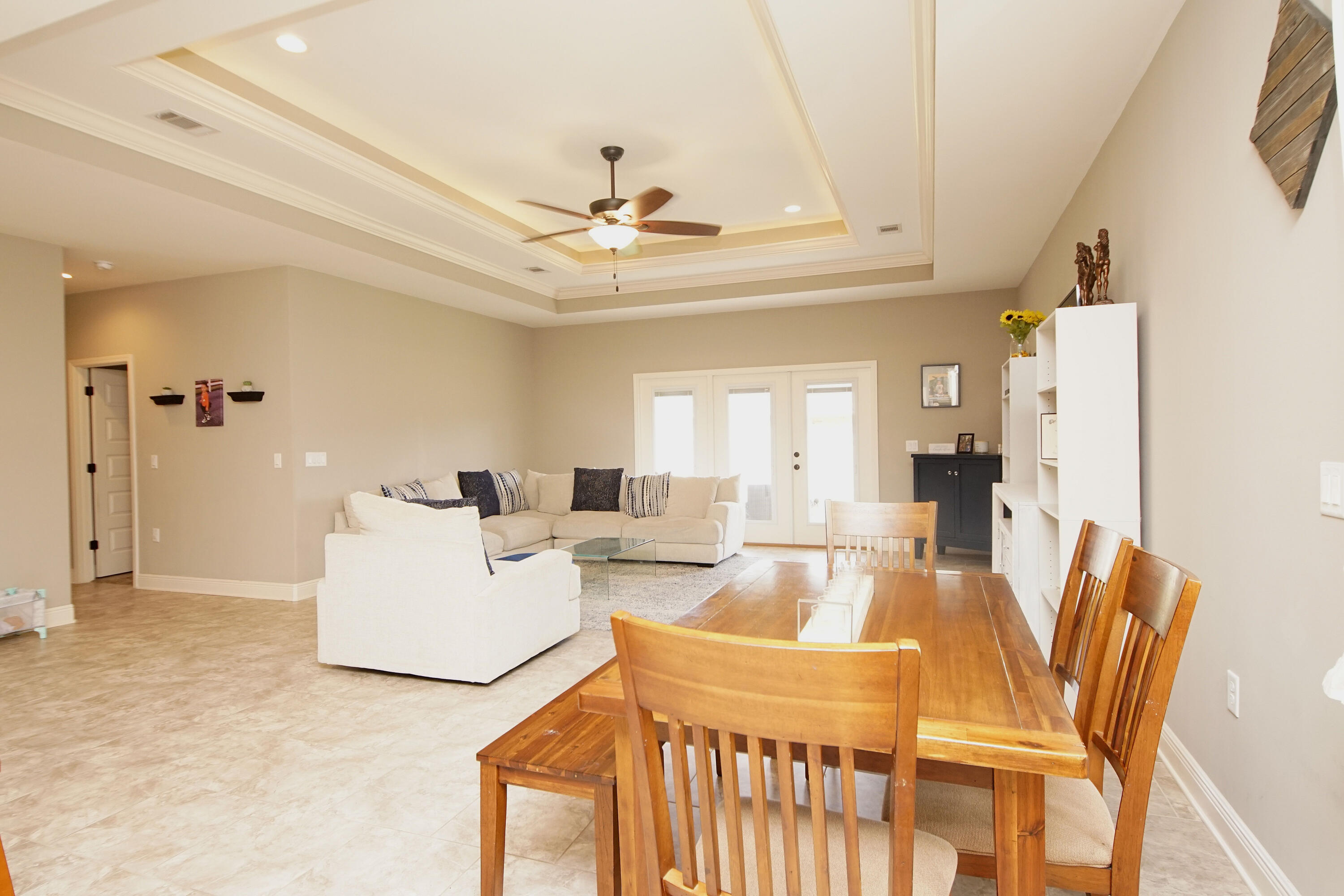 SCHOOLVIEW - Residential