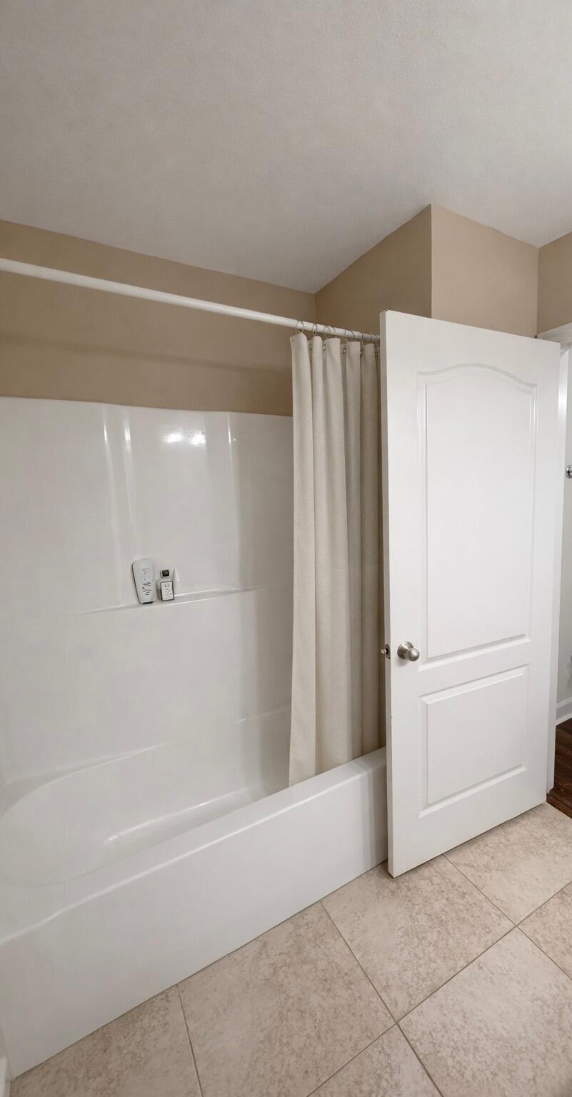 METES & BOUNDS - Residential Lease