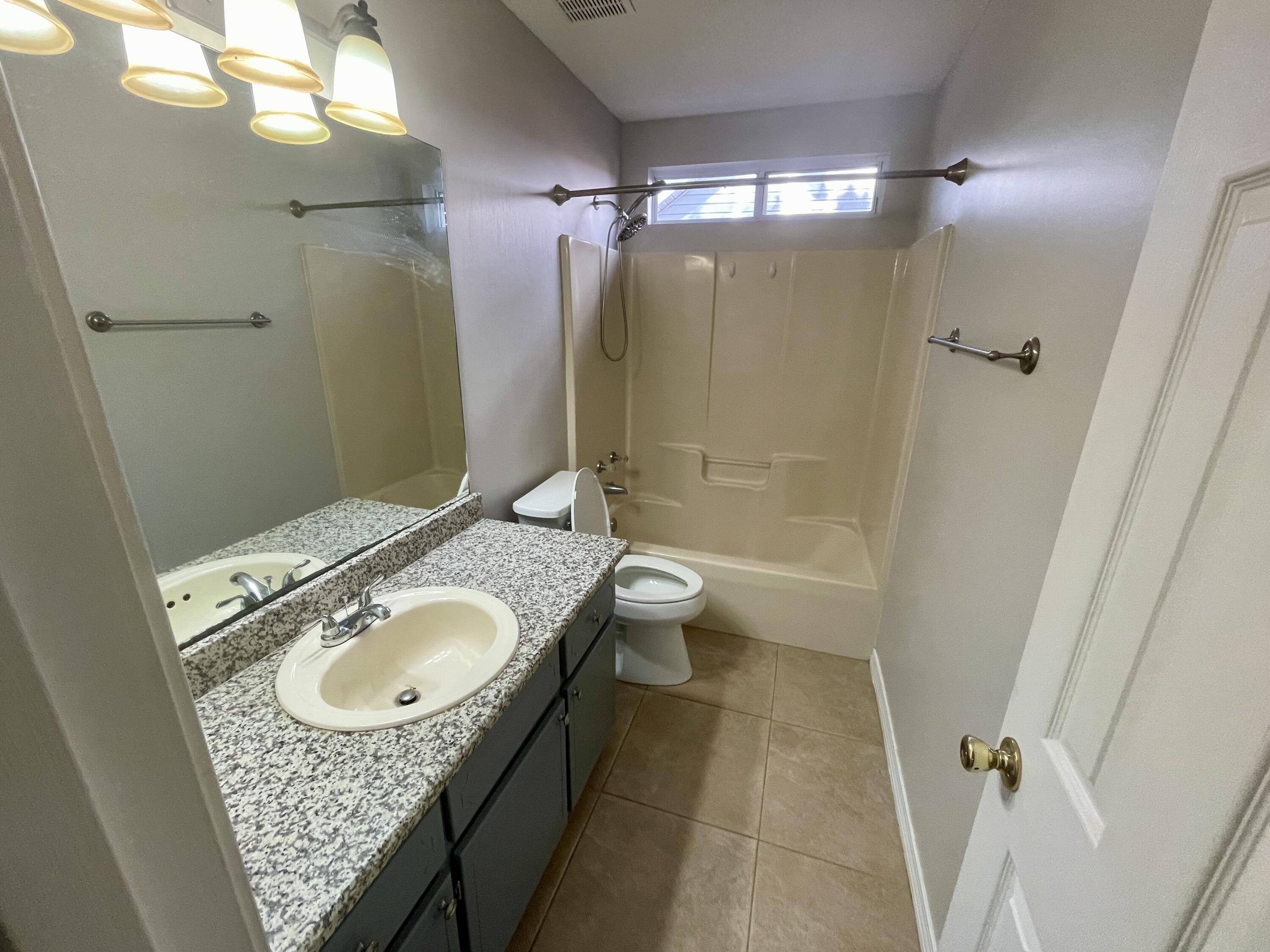 SHALIMAR COMMONS - Residential Lease