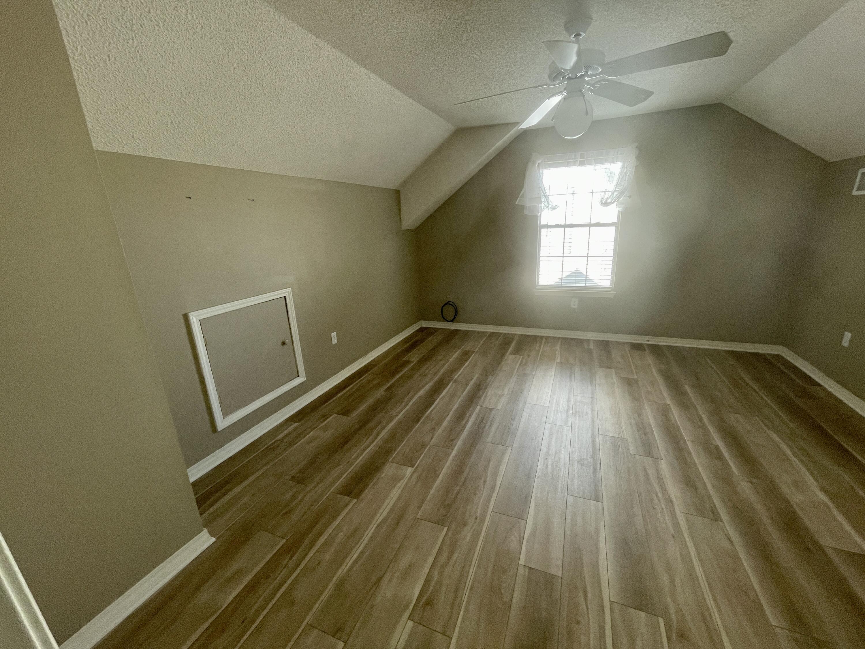 SHALIMAR COMMONS - Residential Lease