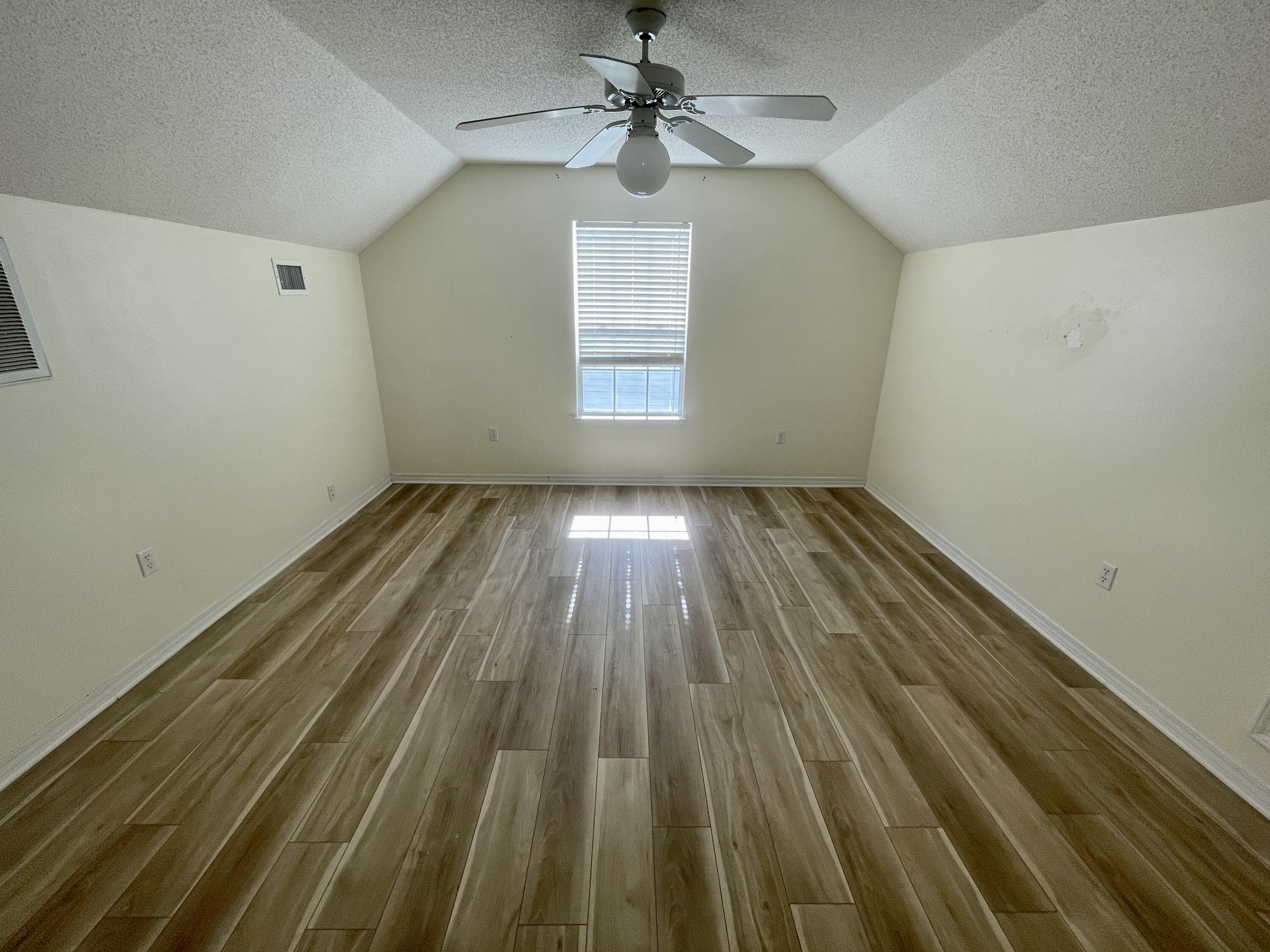 SHALIMAR COMMONS - Residential Lease