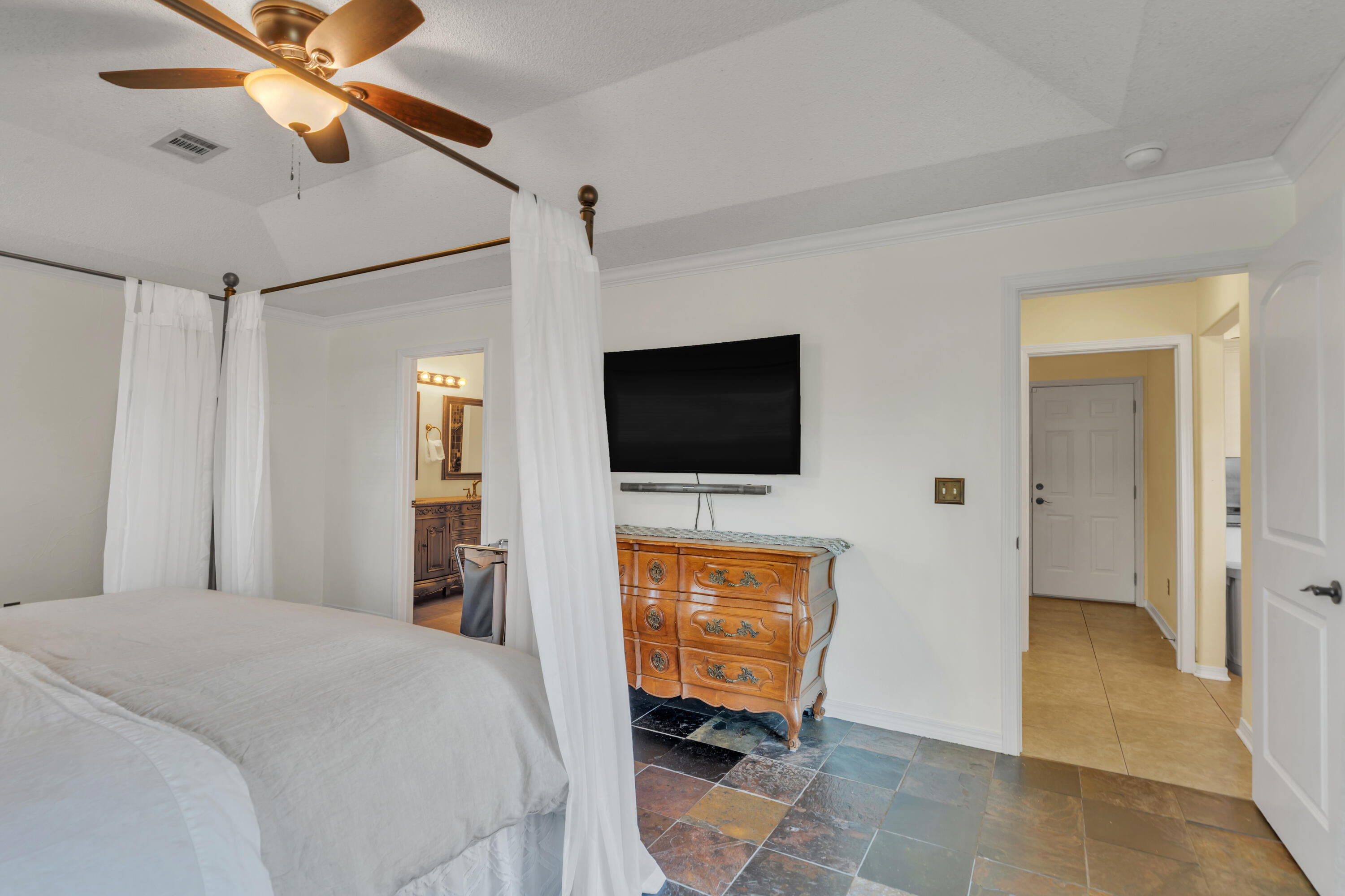 VILLA DANIELLE - Residential