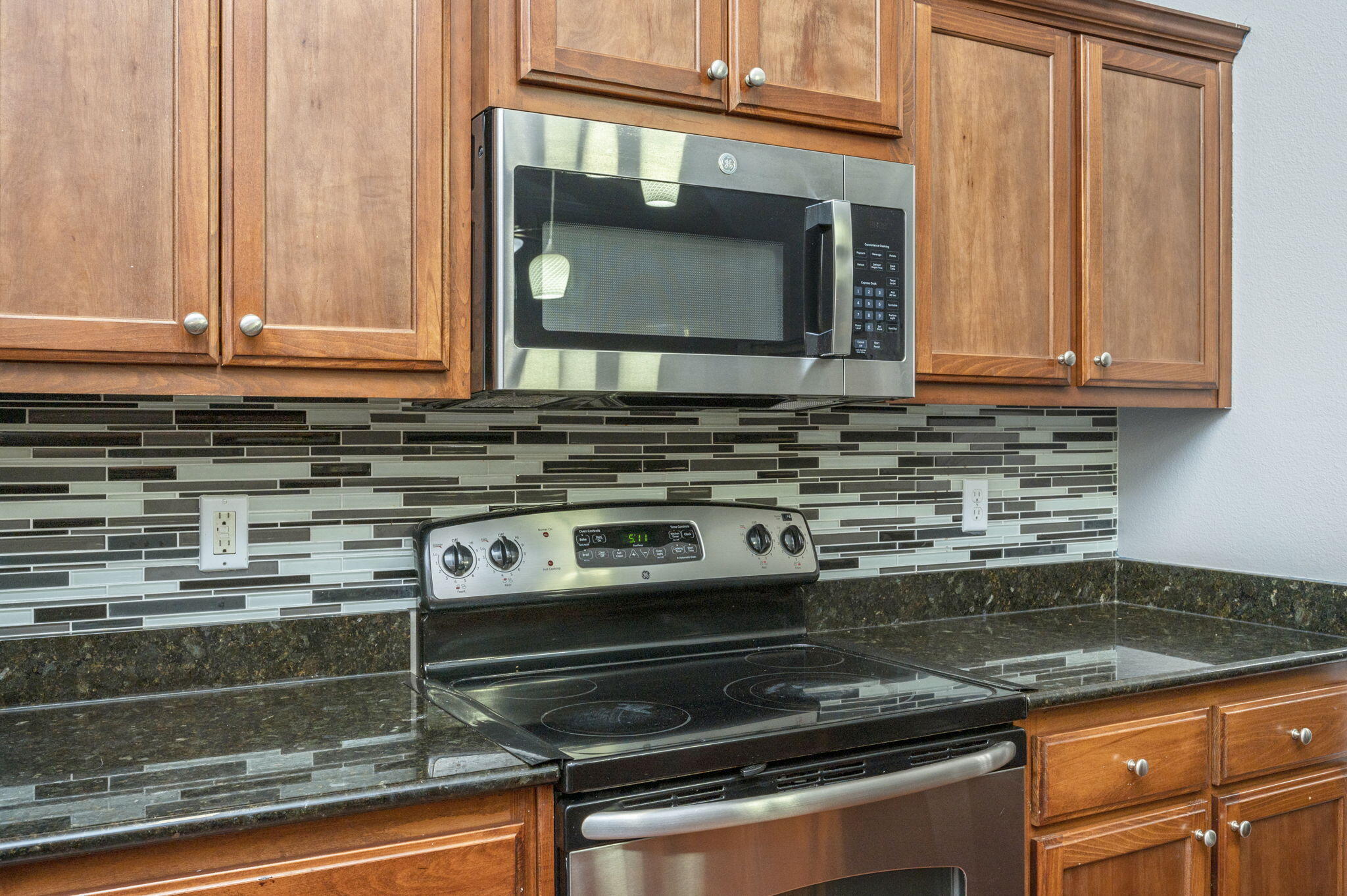 ALICIA PLACE - Residential