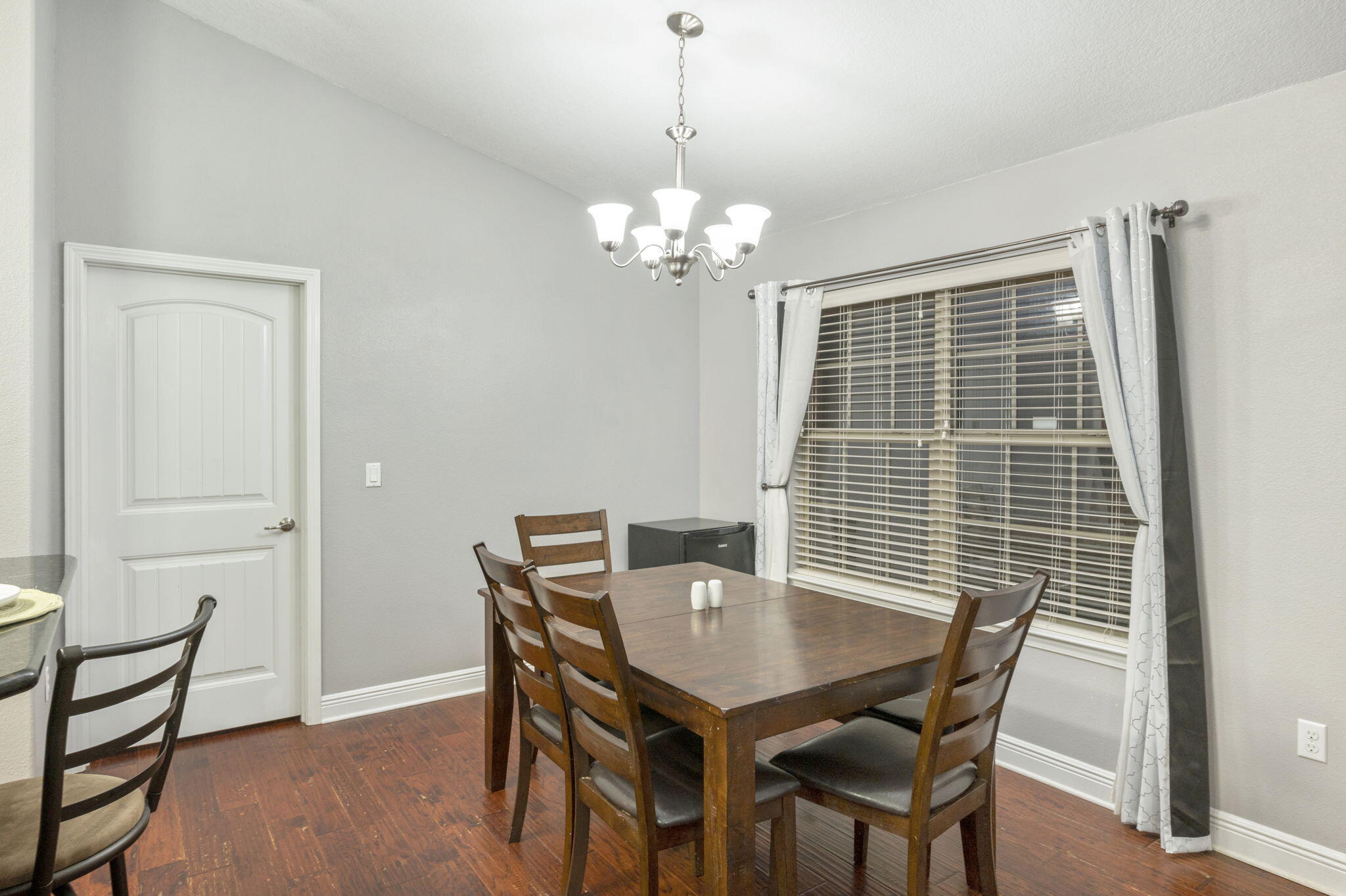 ALICIA PLACE - Residential