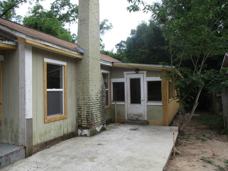 CRESTVIEW - Residential