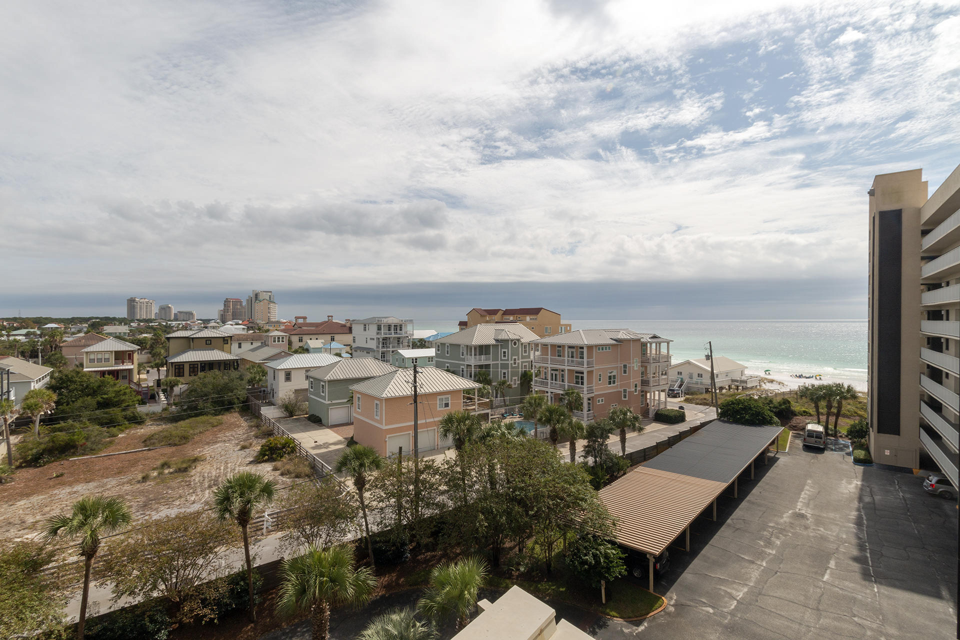 MAINSAIL CONDO PH 3 - Residential