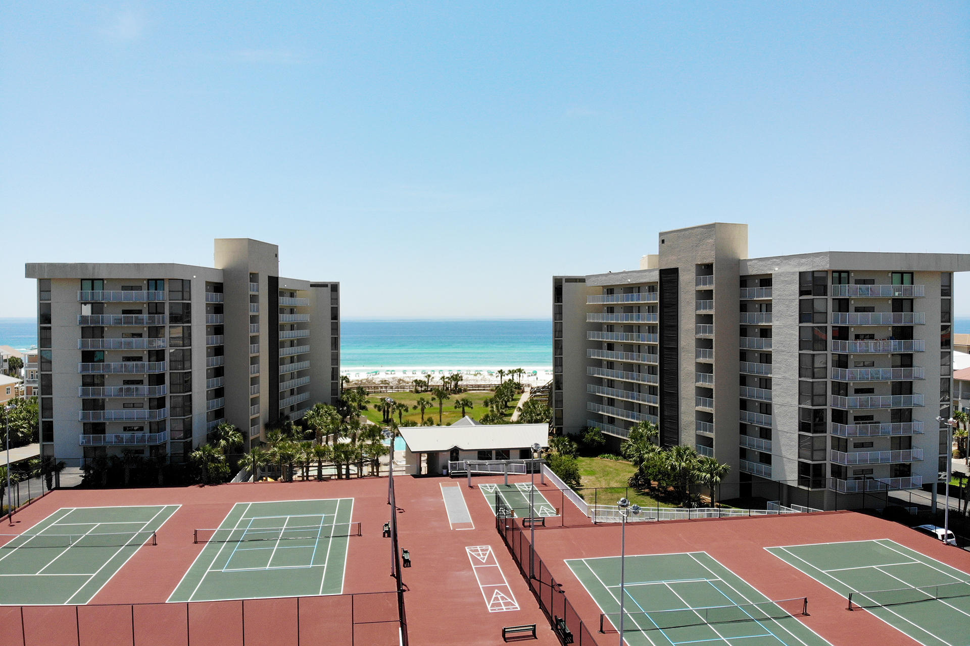MAINSAIL CONDO PH 3 - Residential