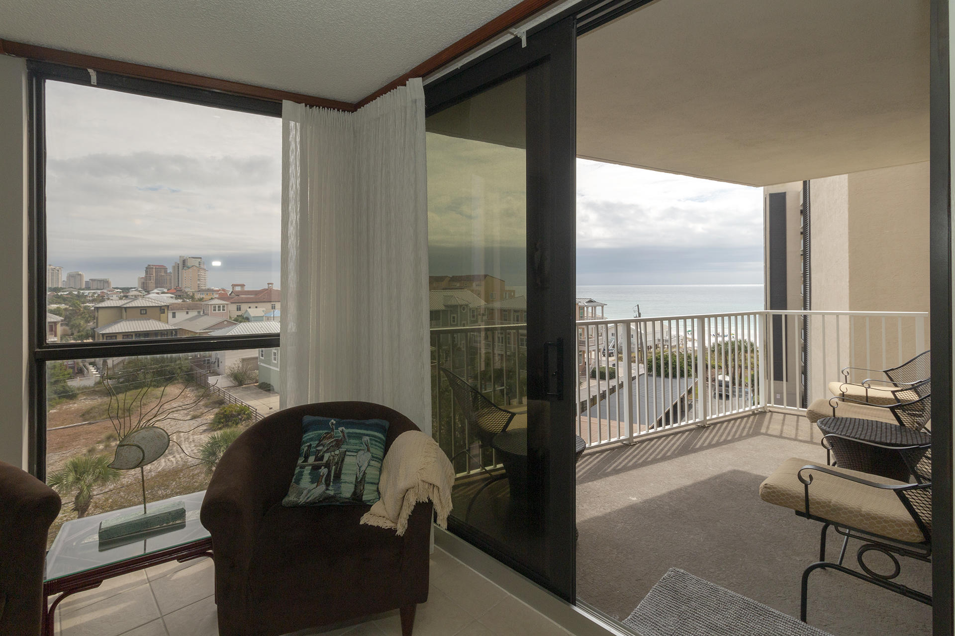 MAINSAIL CONDO PH 3 - Residential