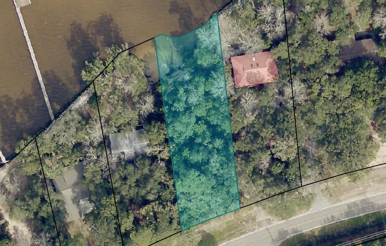 METES & BOUNDS - Land