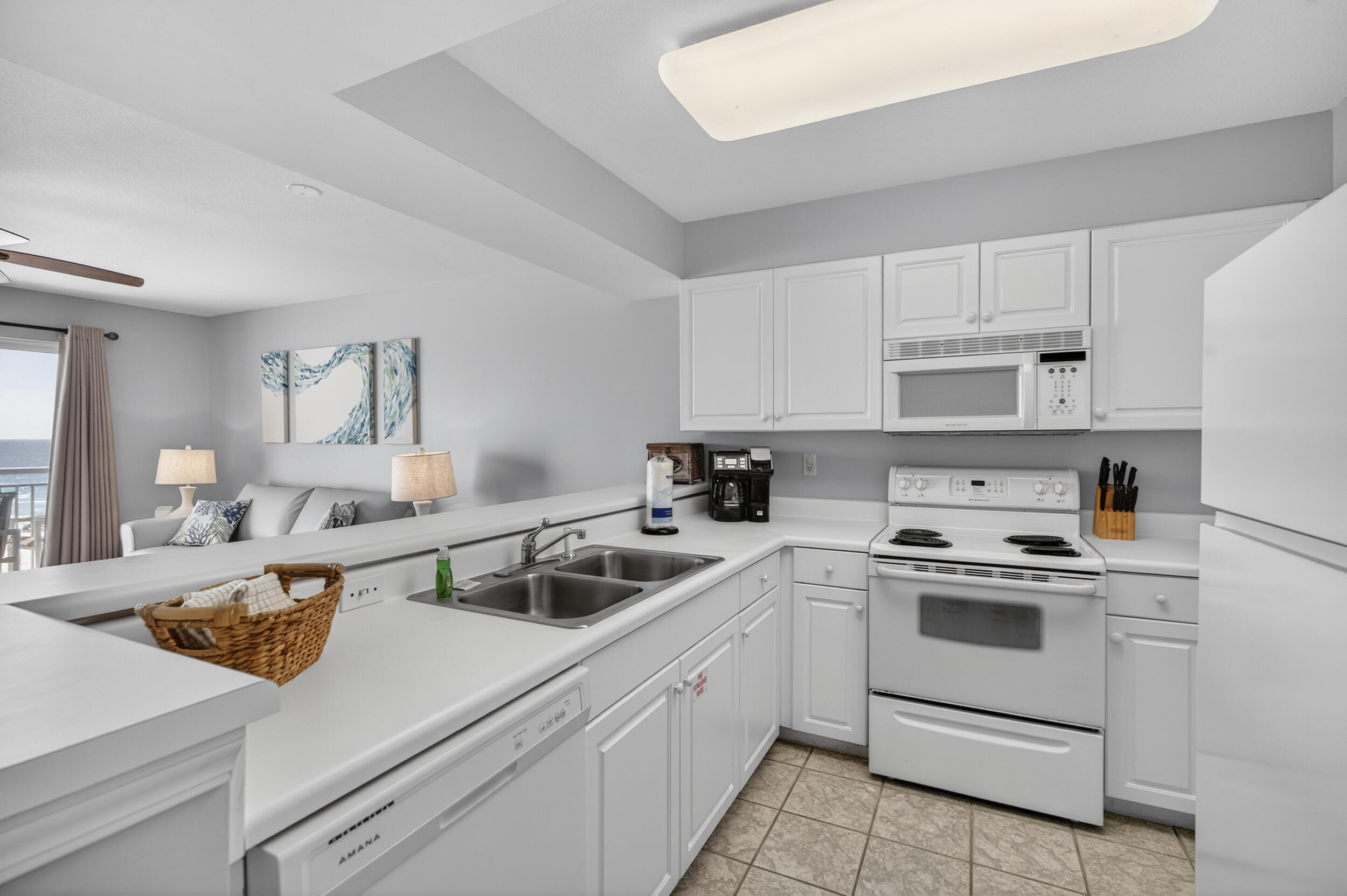 PELICAN ISLE - Residential