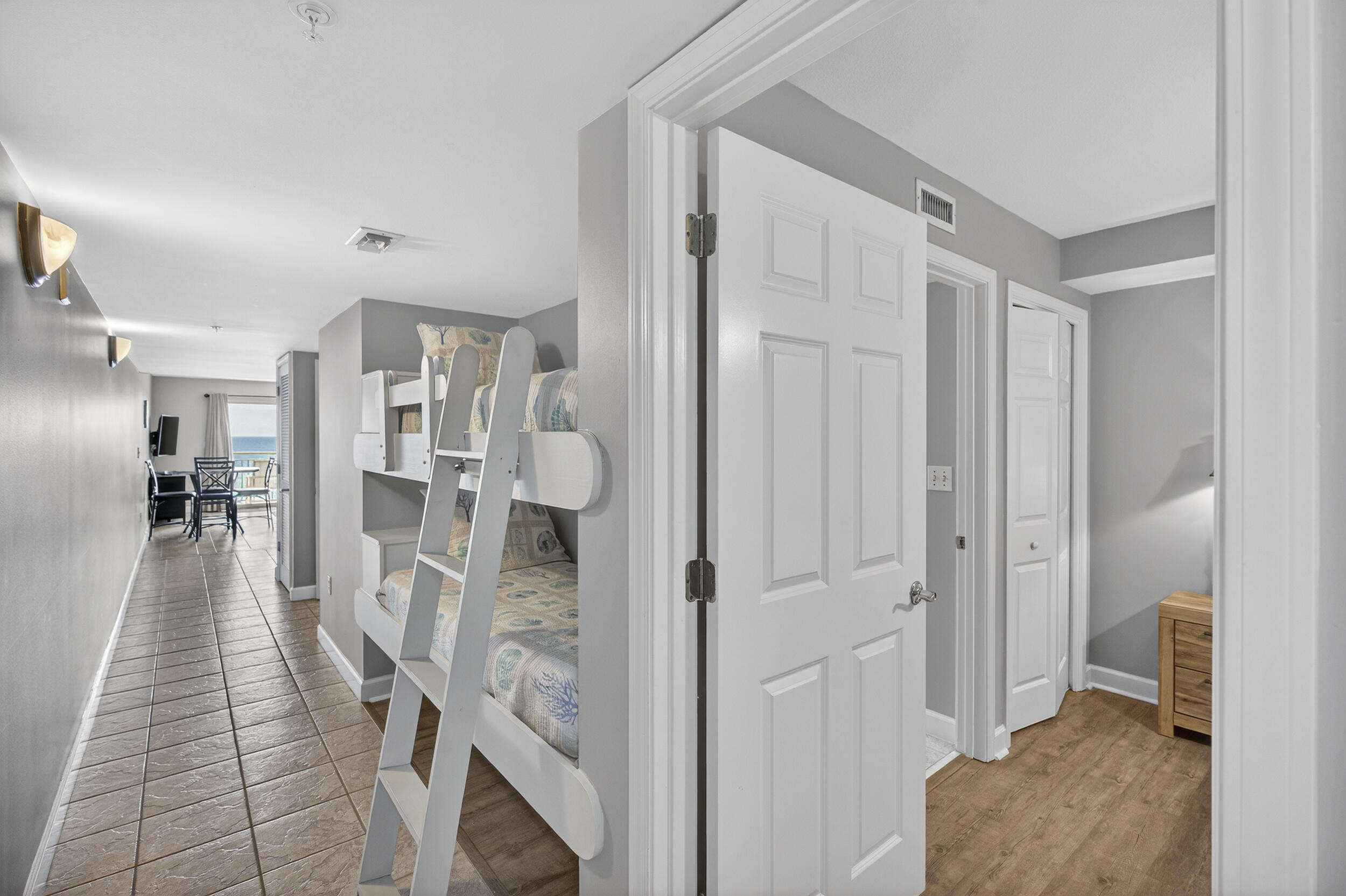 PELICAN ISLE - Residential