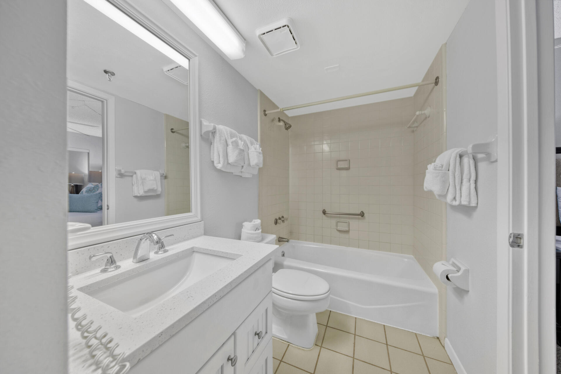 BREAKERS OF FWB PH II - Residential