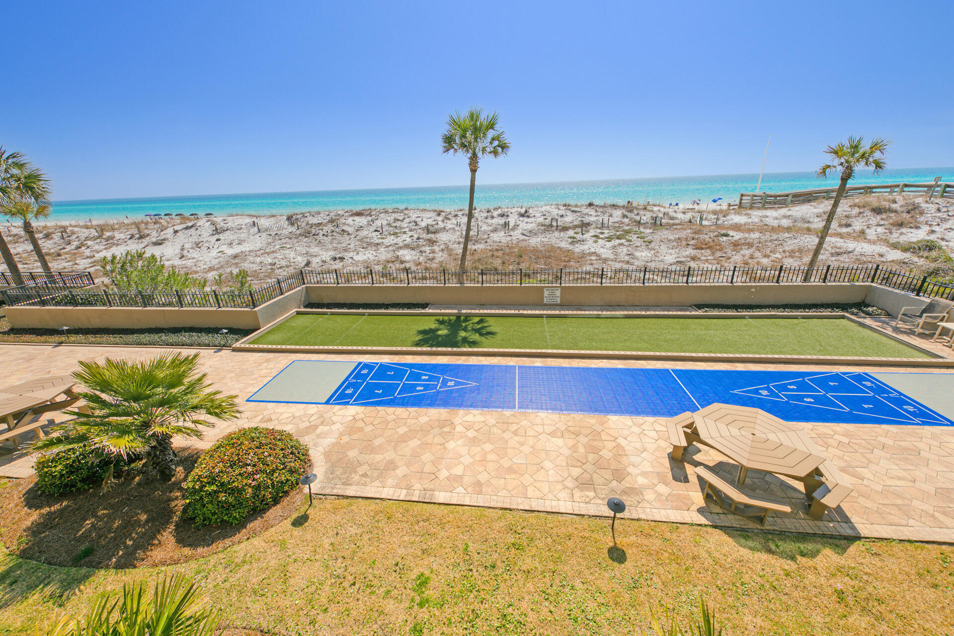 BREAKERS OF FWB PH II - Residential