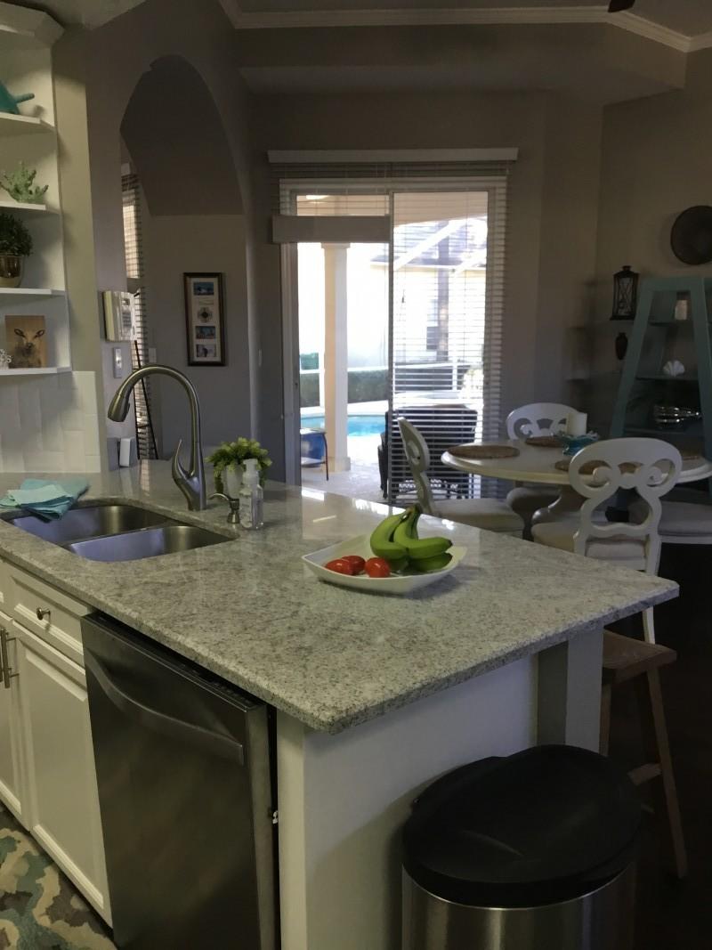 Emerald Lakes - Residential