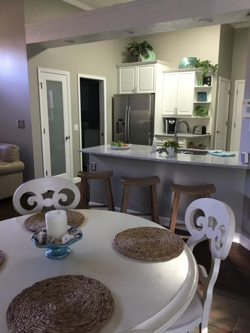 Emerald Lakes - Residential