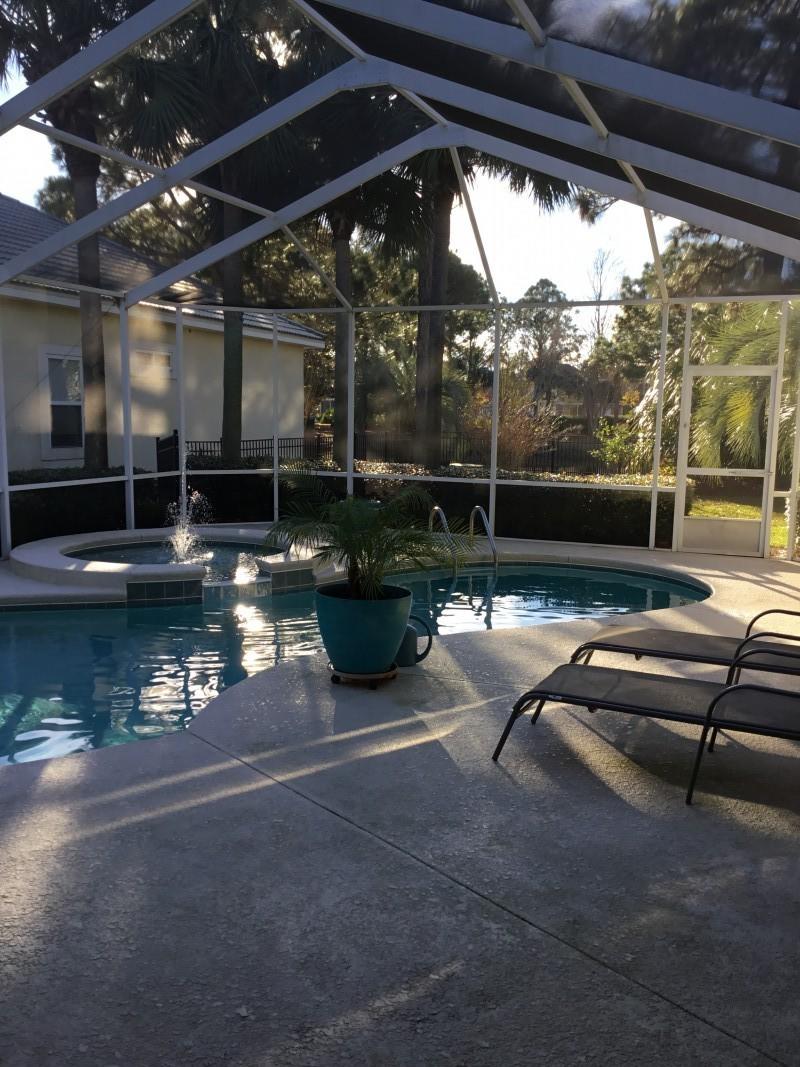 Emerald Lakes - Residential