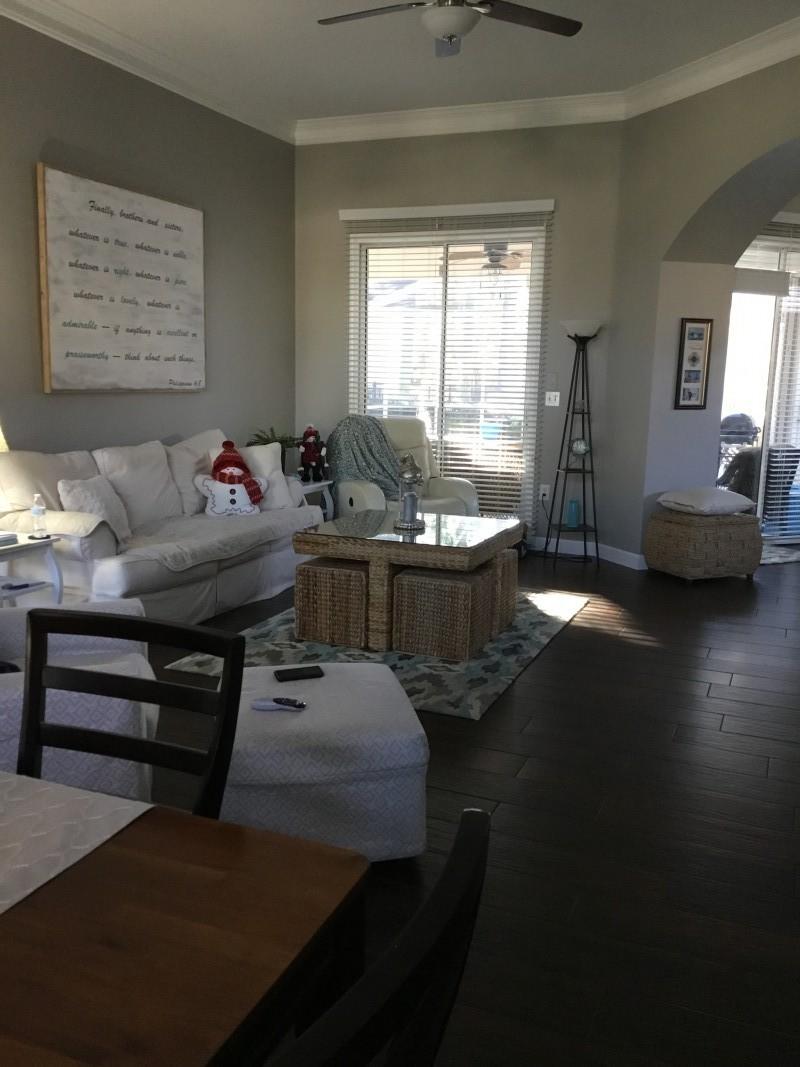 Emerald Lakes - Residential