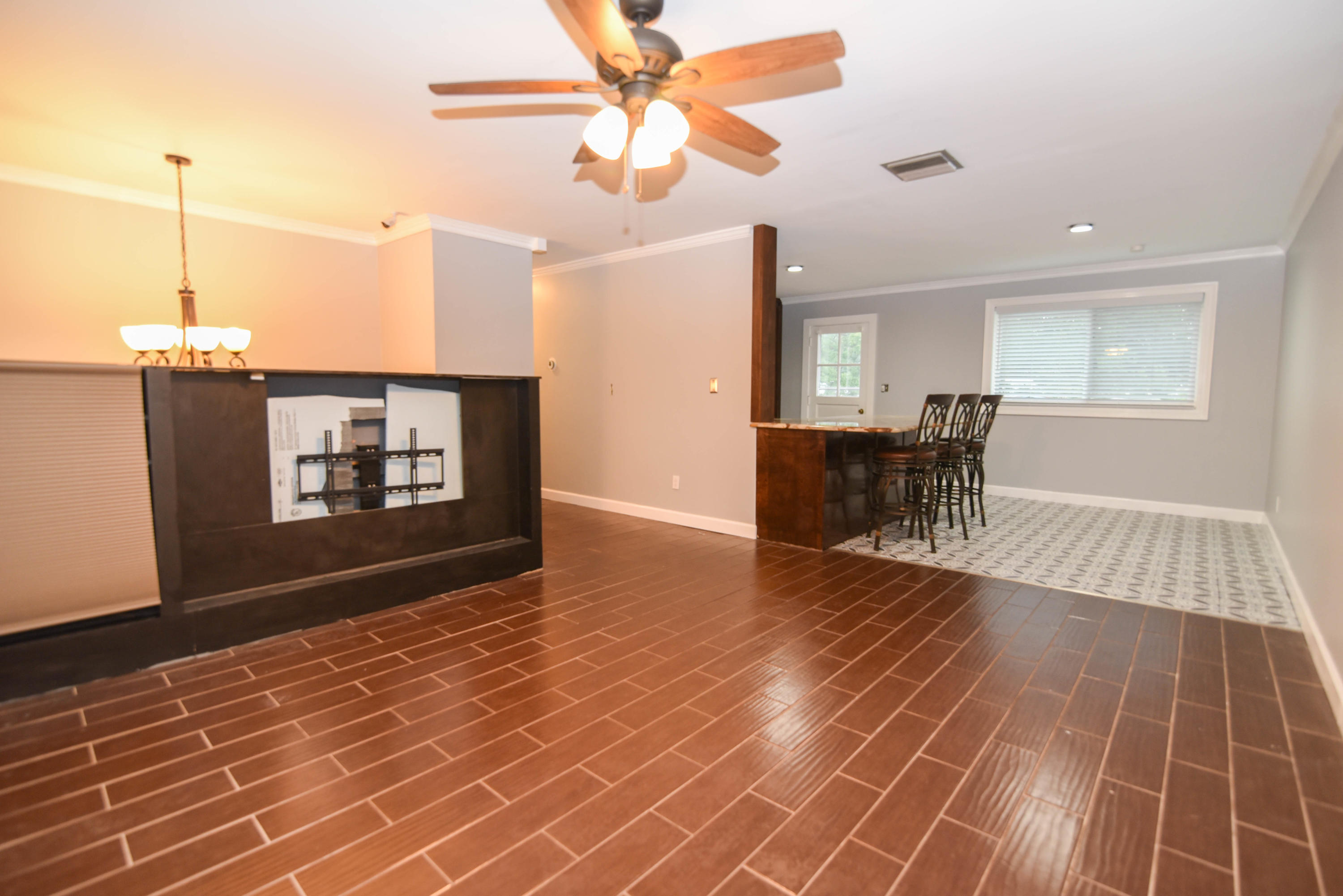 BEL-AIR S/D LOT 10 BLK 6 - Residential