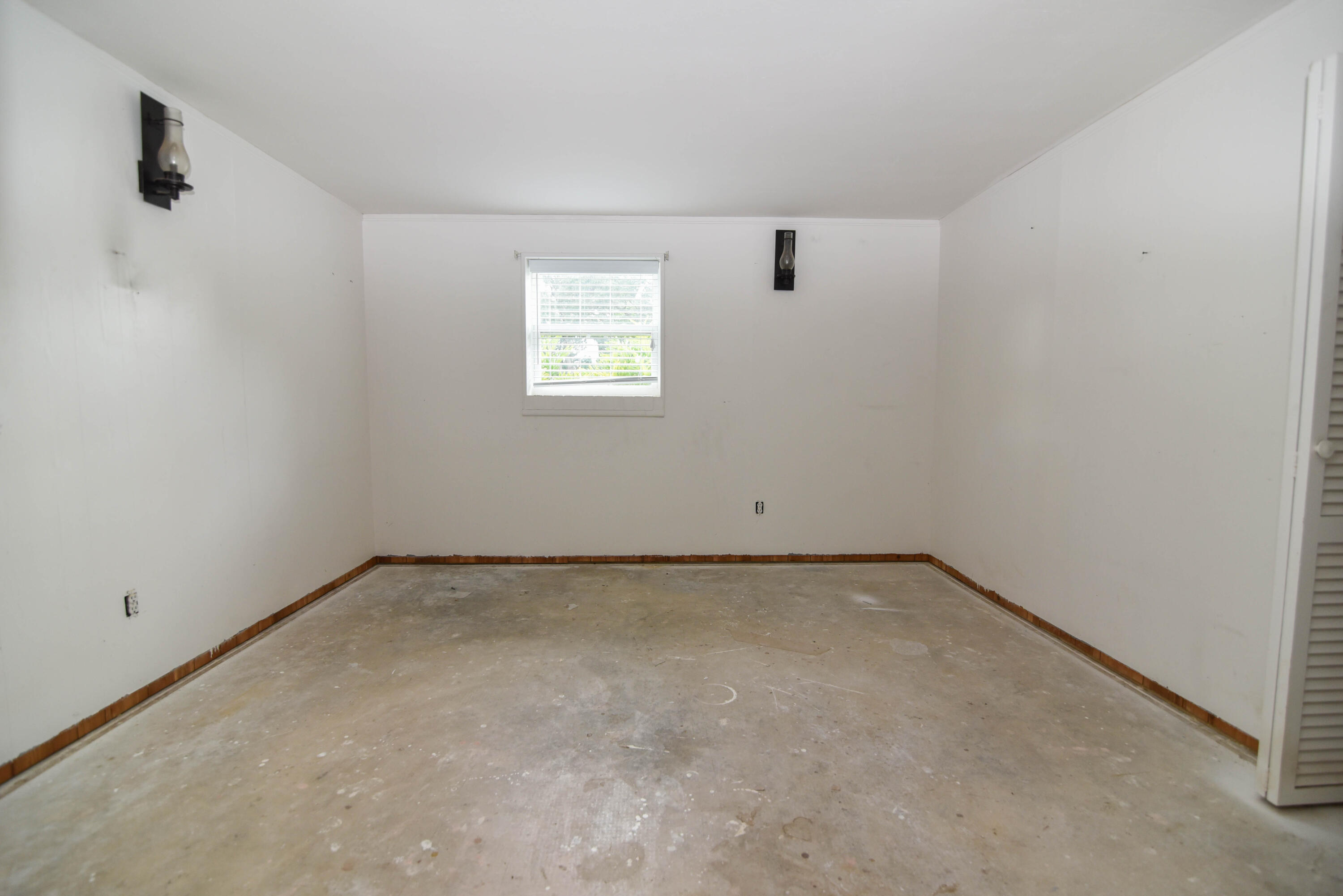 BEL-AIR S/D LOT 10 BLK 6 - Residential