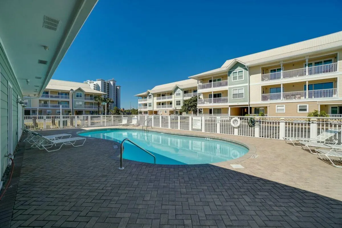 Destin, Florida 32541, United States, 2 Bedrooms Bedrooms, ,2 BathroomsBathrooms,Residential,Active,92671