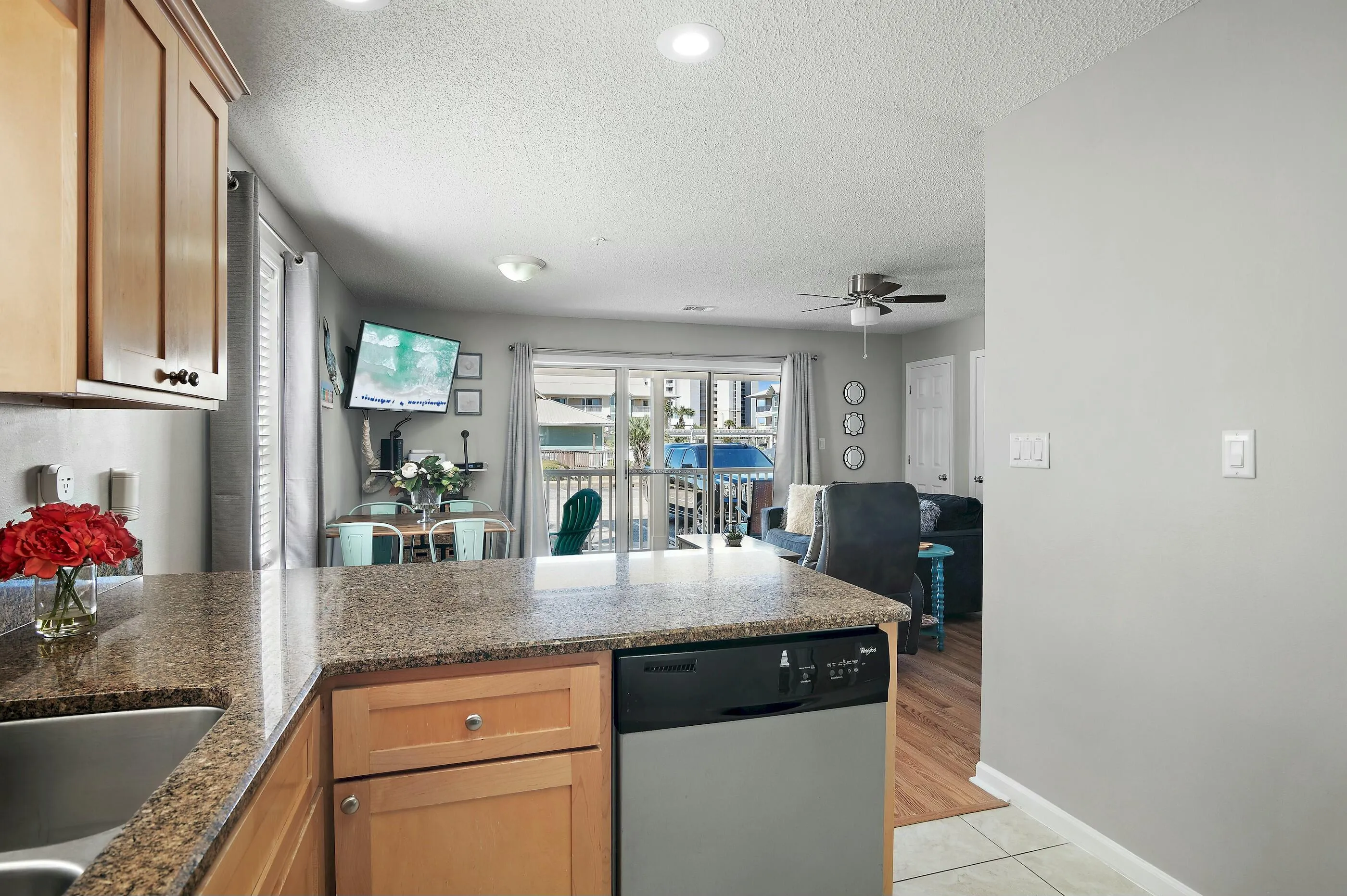 Destin, Florida 32541, United States, 2 Bedrooms Bedrooms, ,2 BathroomsBathrooms,Residential,Active,92671