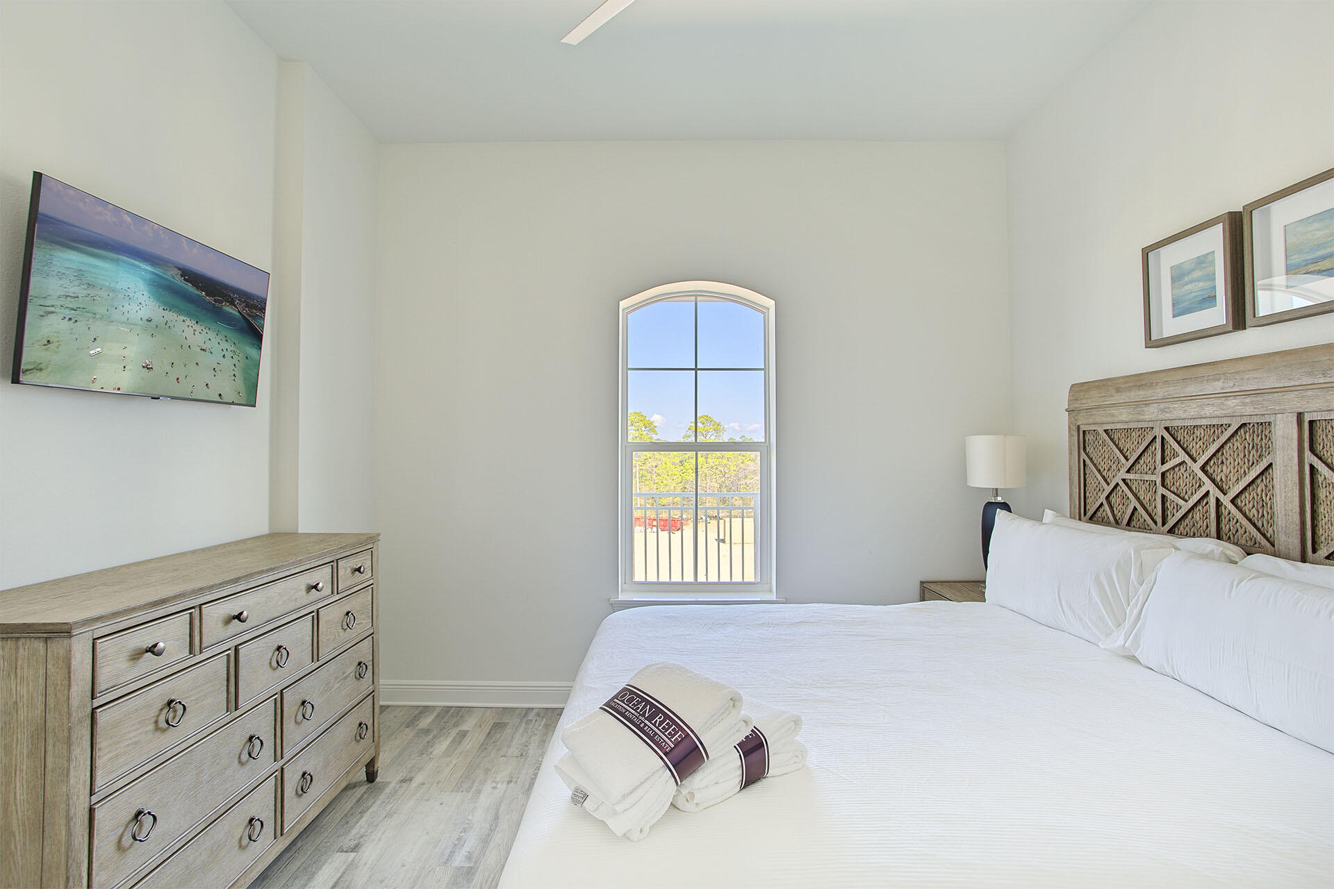 GULF PLACE RESIDENCES - Residential