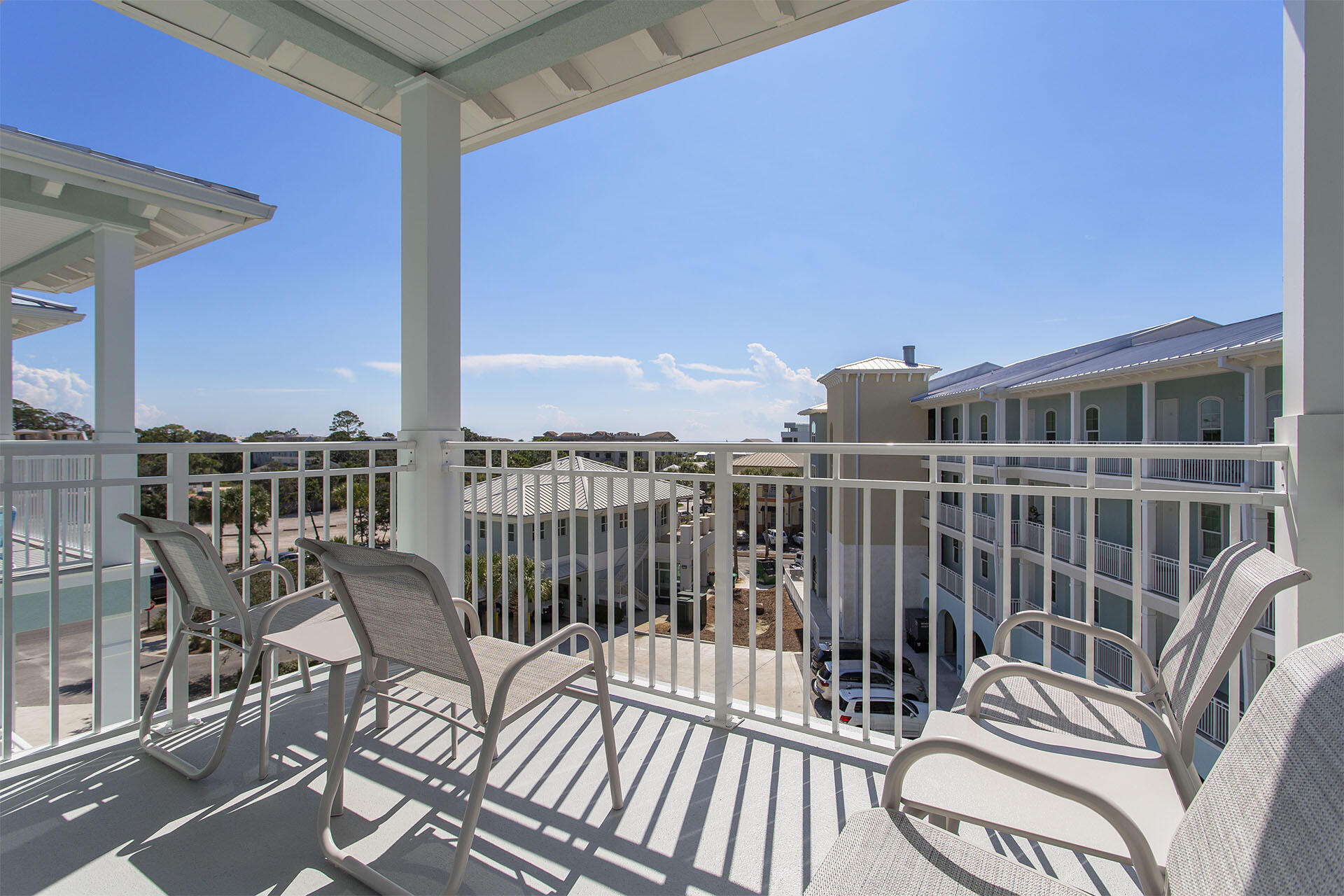 GULF PLACE RESIDENCES - Residential