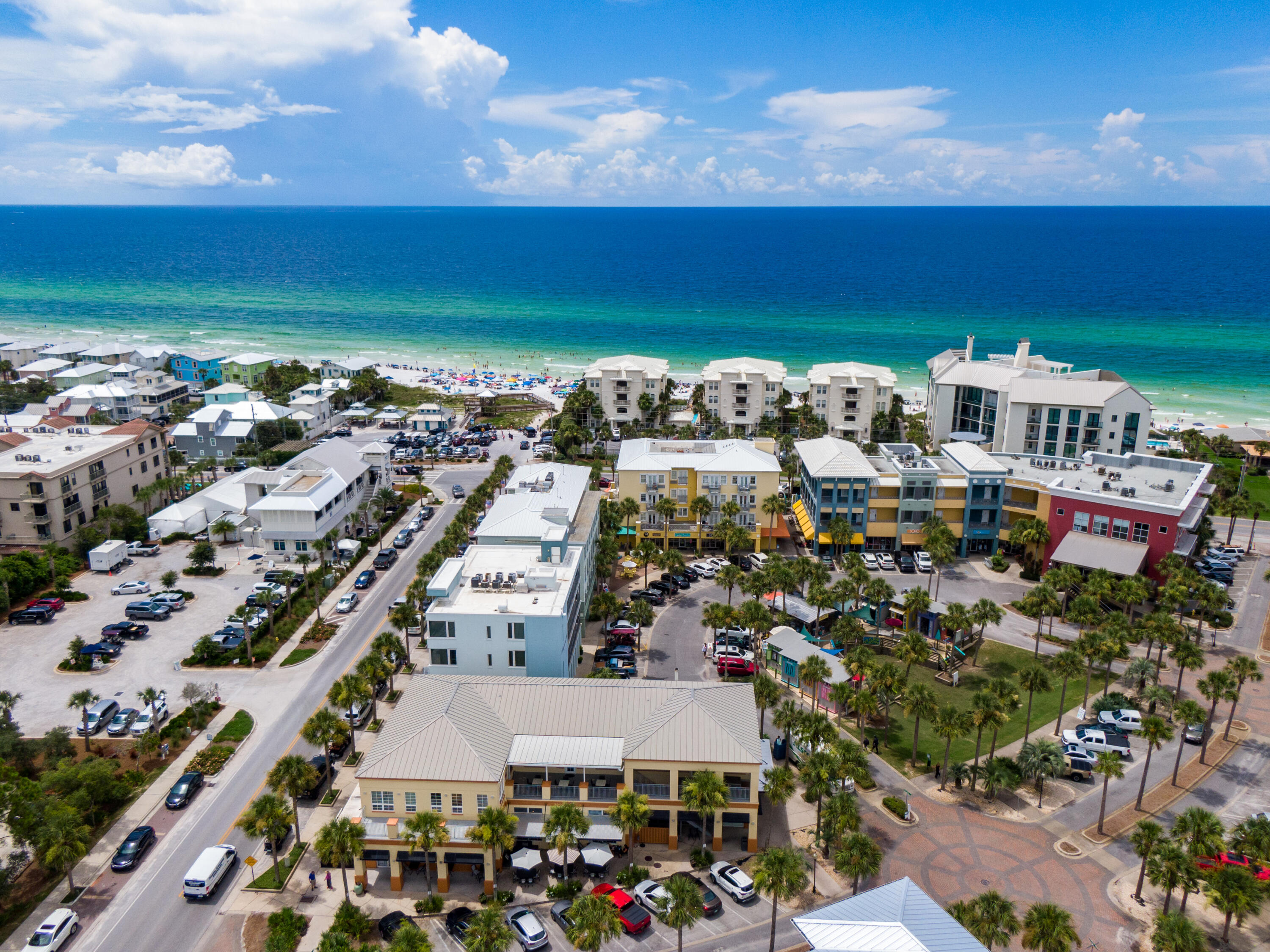 GULF PLACE RESIDENCES - Residential