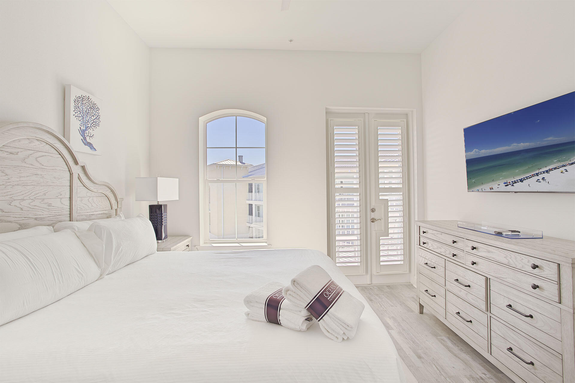 GULF PLACE RESIDENCES - Residential