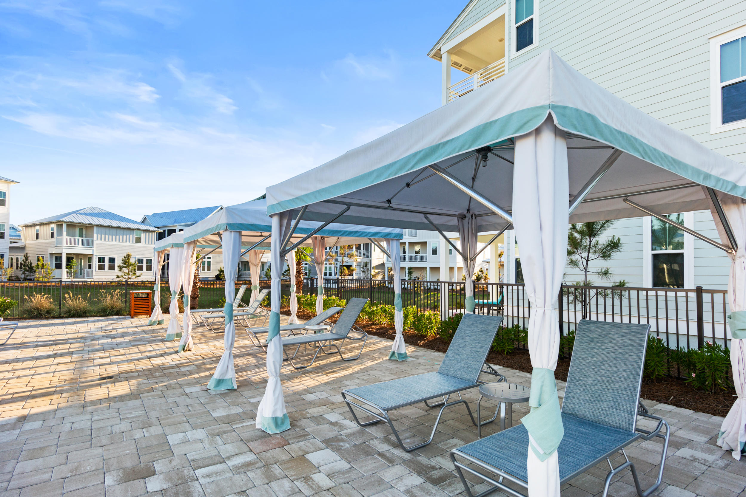 PROMINENCE - Residential