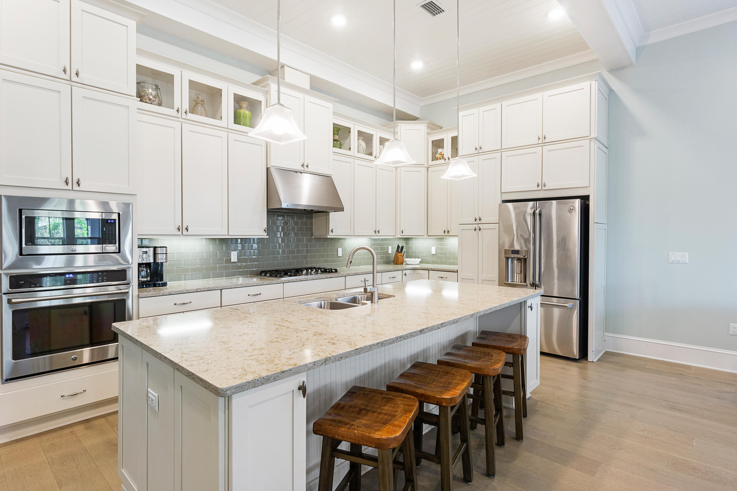 PROMINENCE - Residential