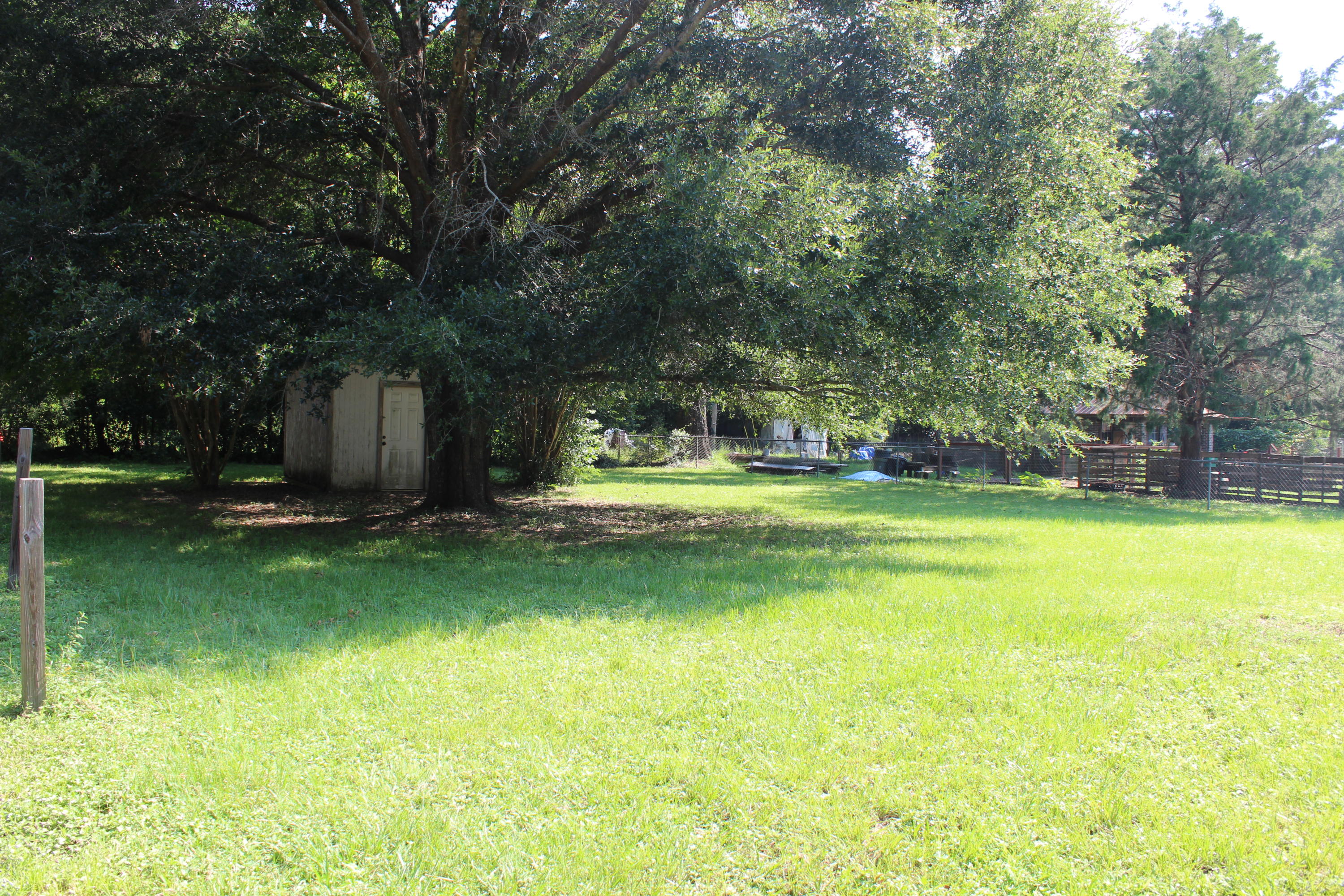 OAKDALE MINI FARMS RESUB LOT 11 - Residential