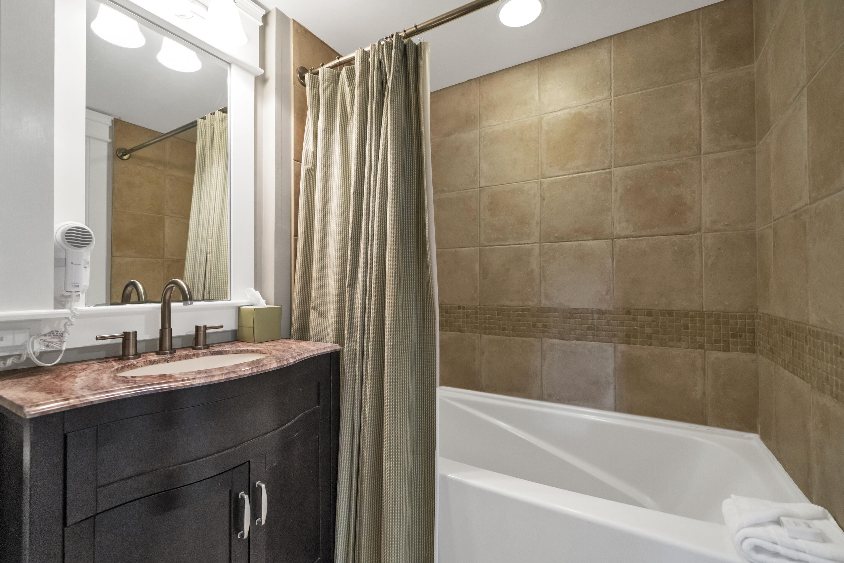 GRAND SANDESTIN THE - Residential