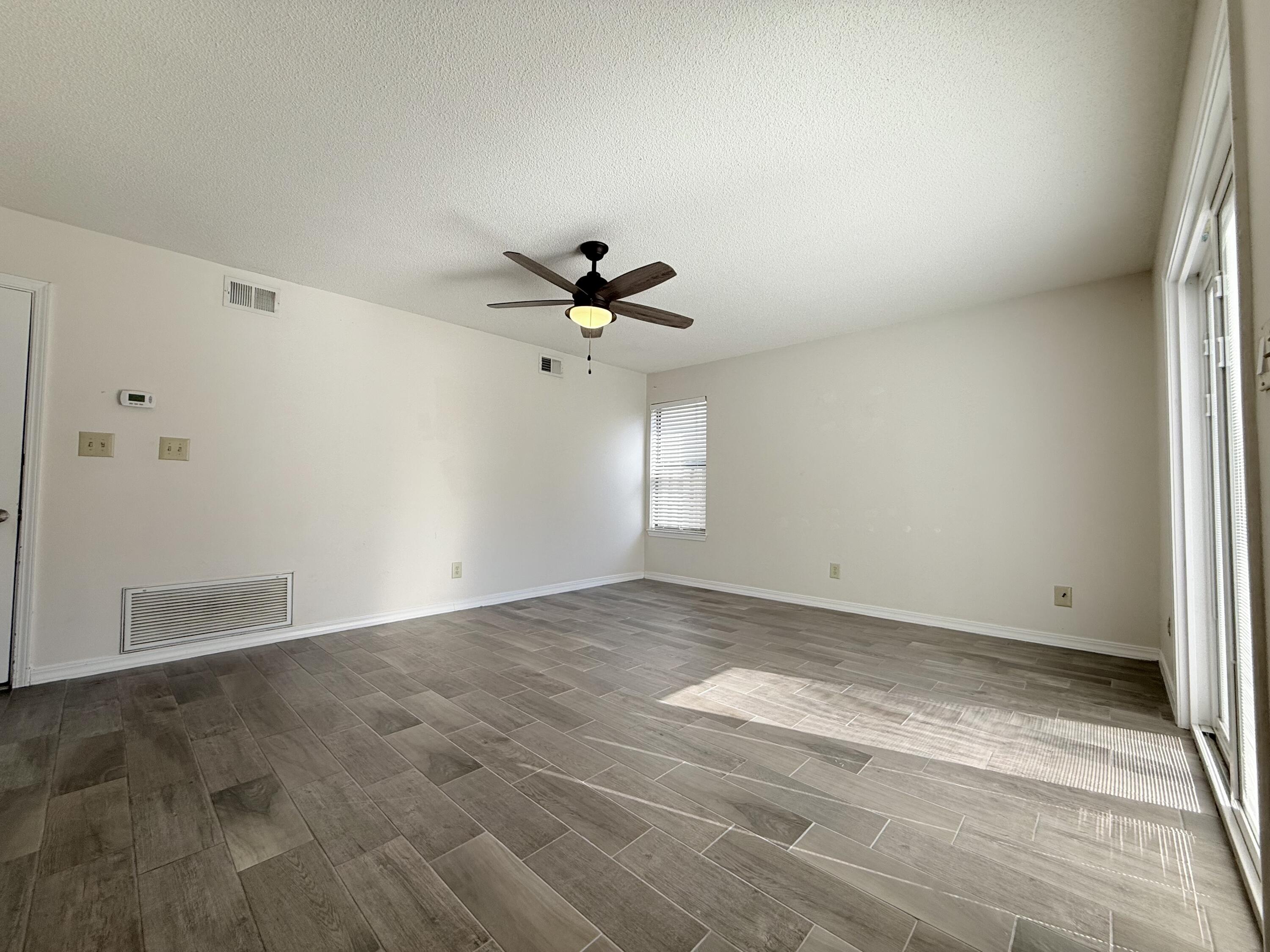 CROSSWINDS - Residential Lease