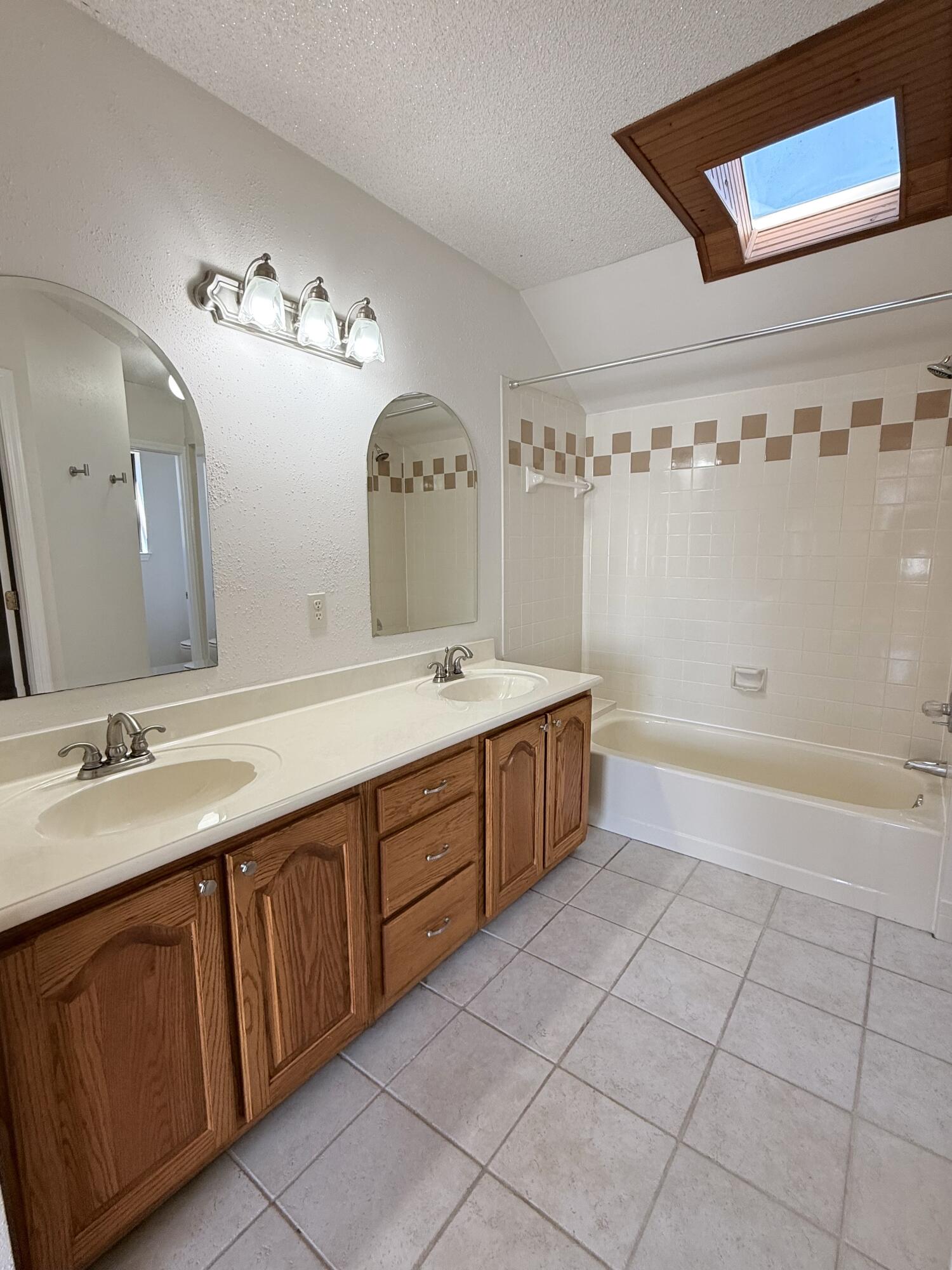 CROSSWINDS - Residential Lease