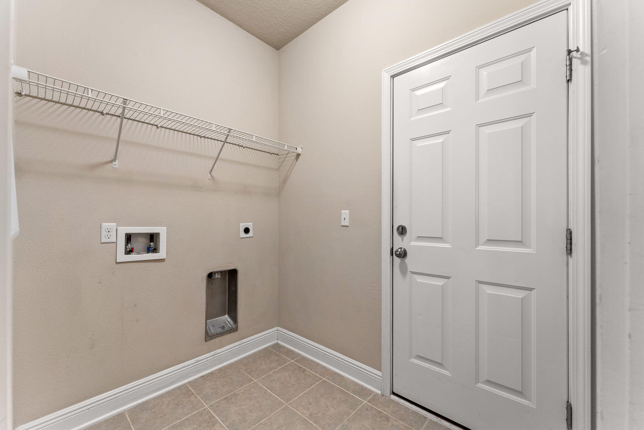 HAMMOCK BAY - Residential Lease