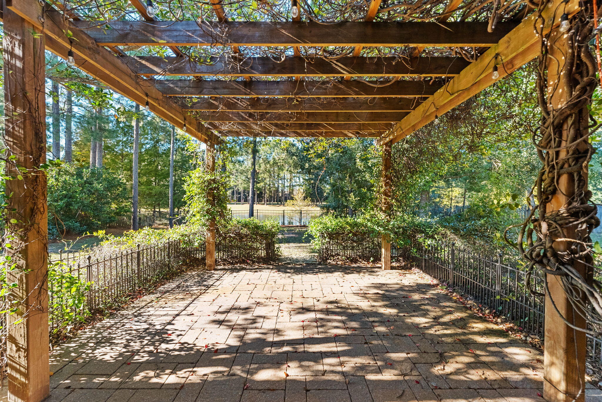 HAMMOCK BAY - Residential Lease