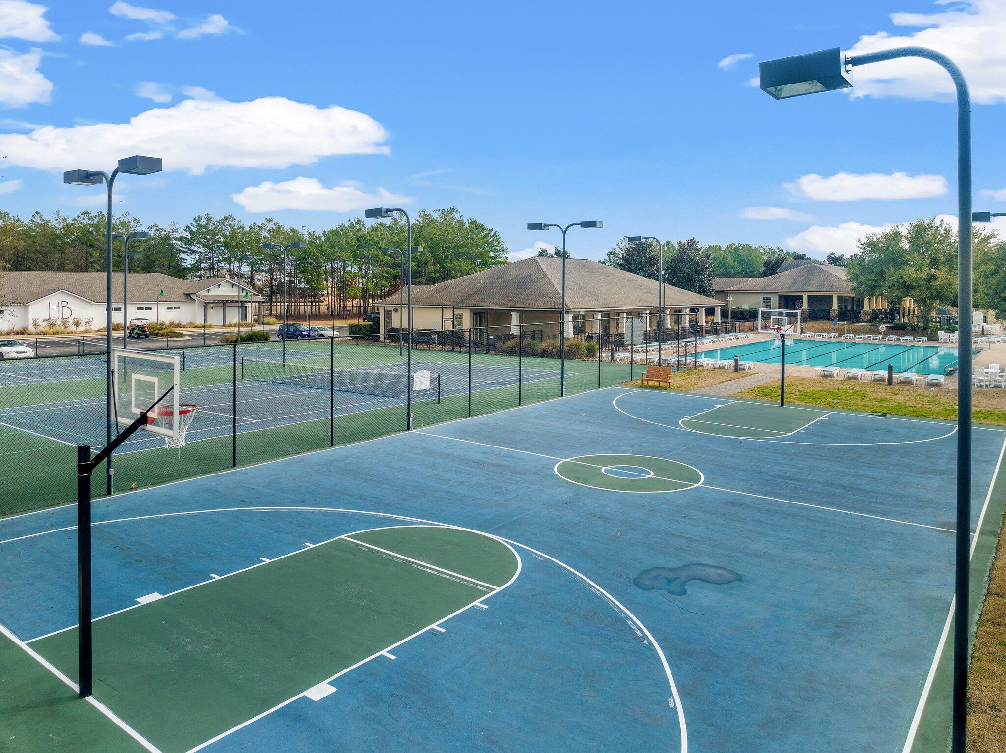 HAMMOCK BAY - Residential Lease