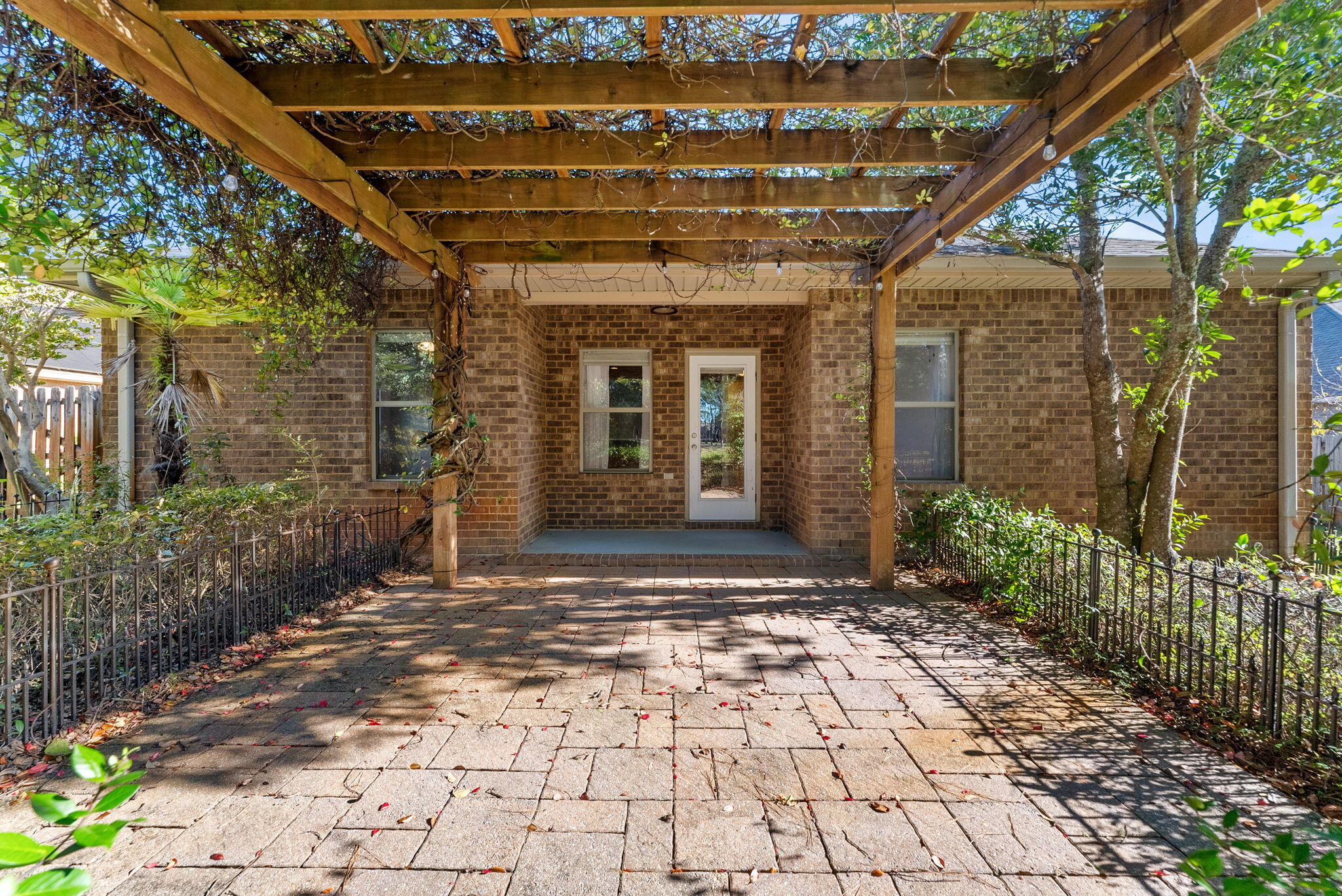 HAMMOCK BAY - Residential Lease