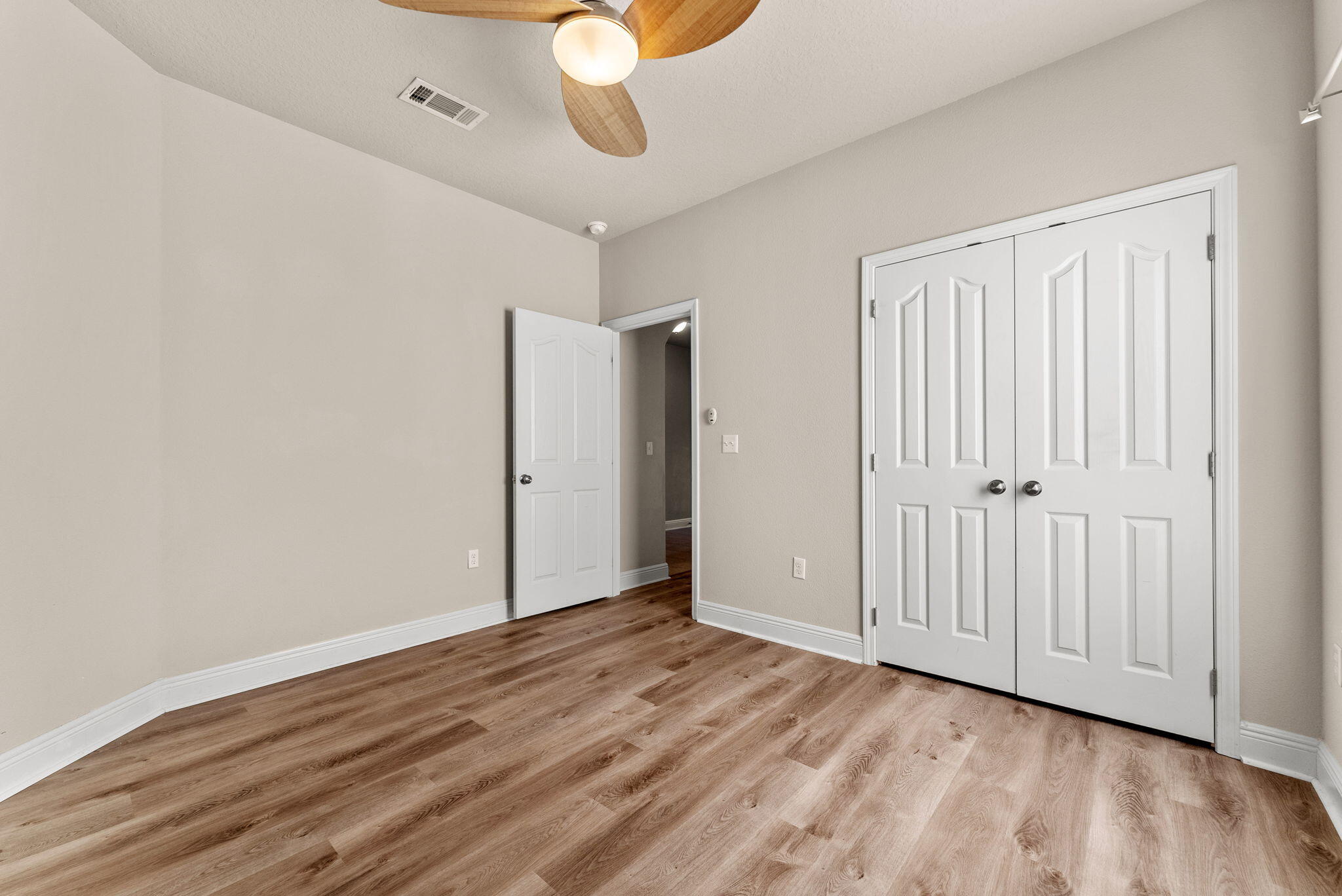 HAMMOCK BAY - Residential Lease