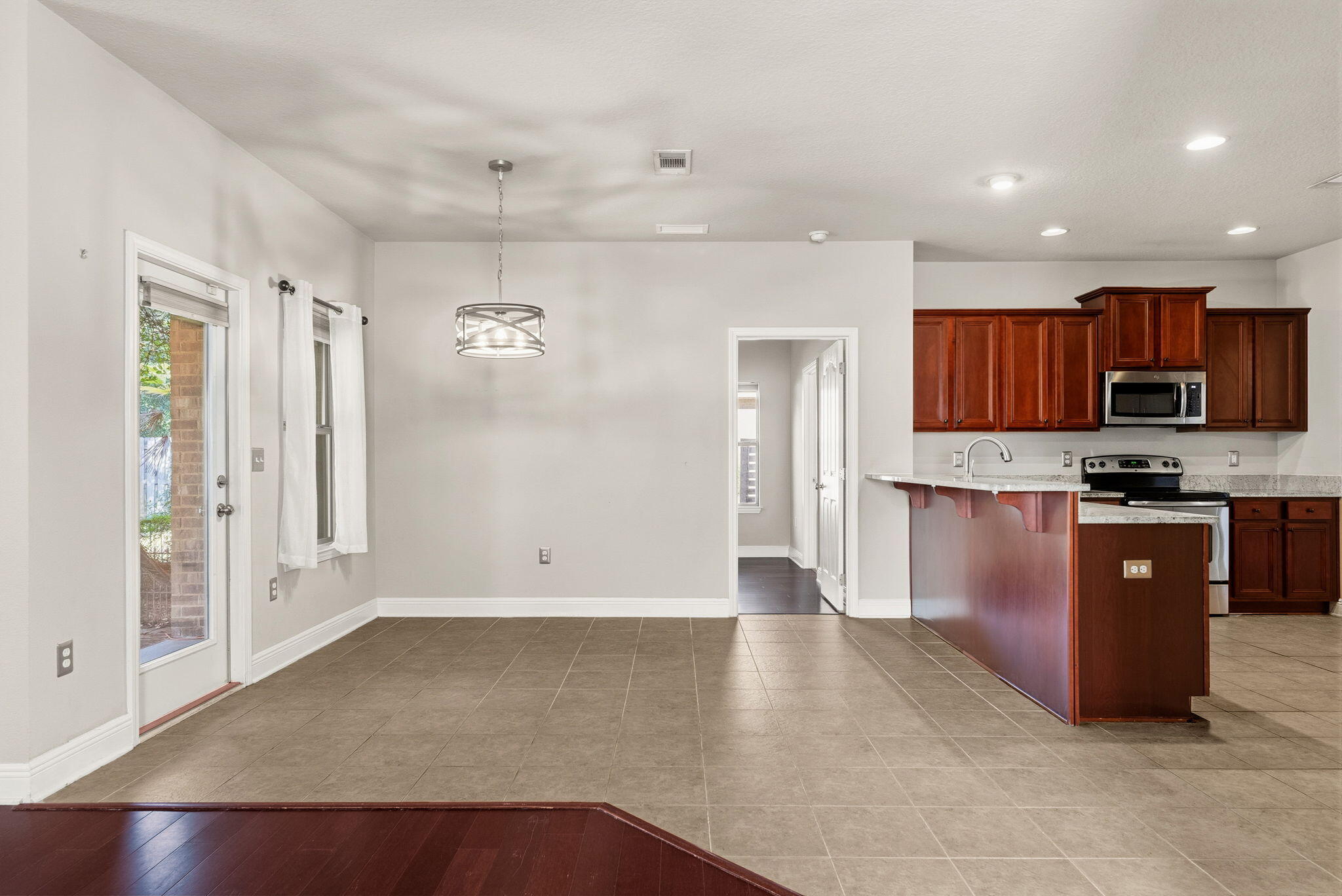 HAMMOCK BAY - Residential Lease